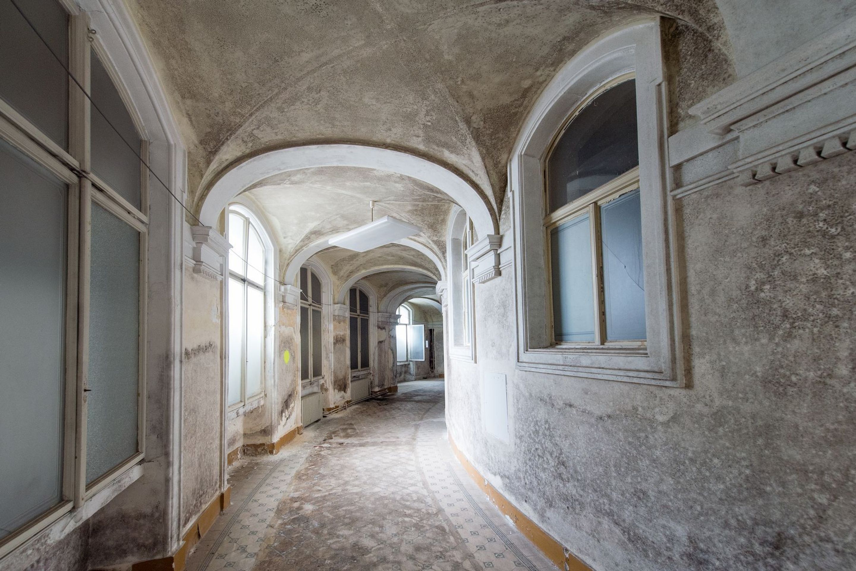 Císařské lázně Karlovy Vary - 11 - GALERIE: Císařské lázně v Karlových Varech (10/27)