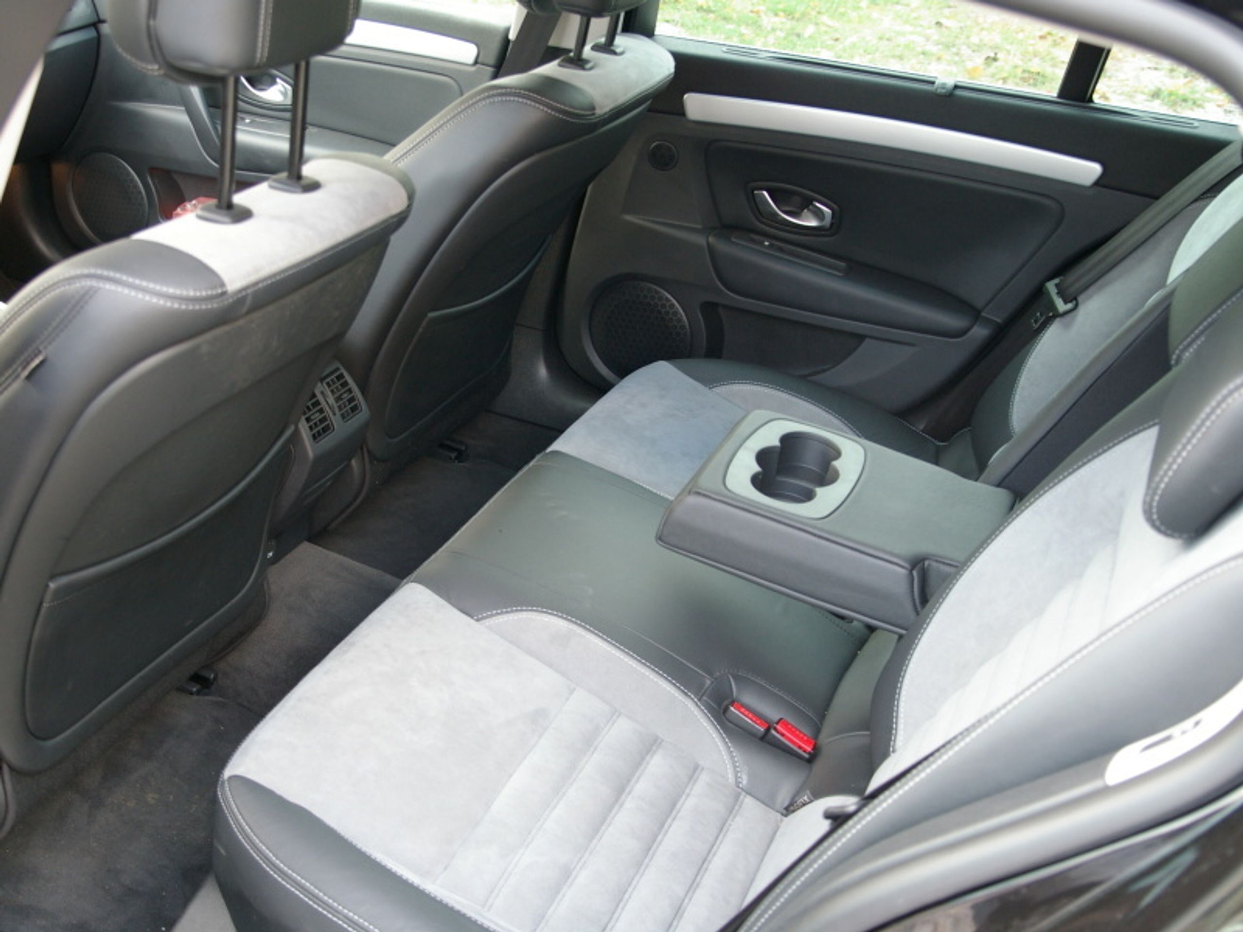 Renault Laguna GT - GALERIE Renault Laguna GT (6/8)