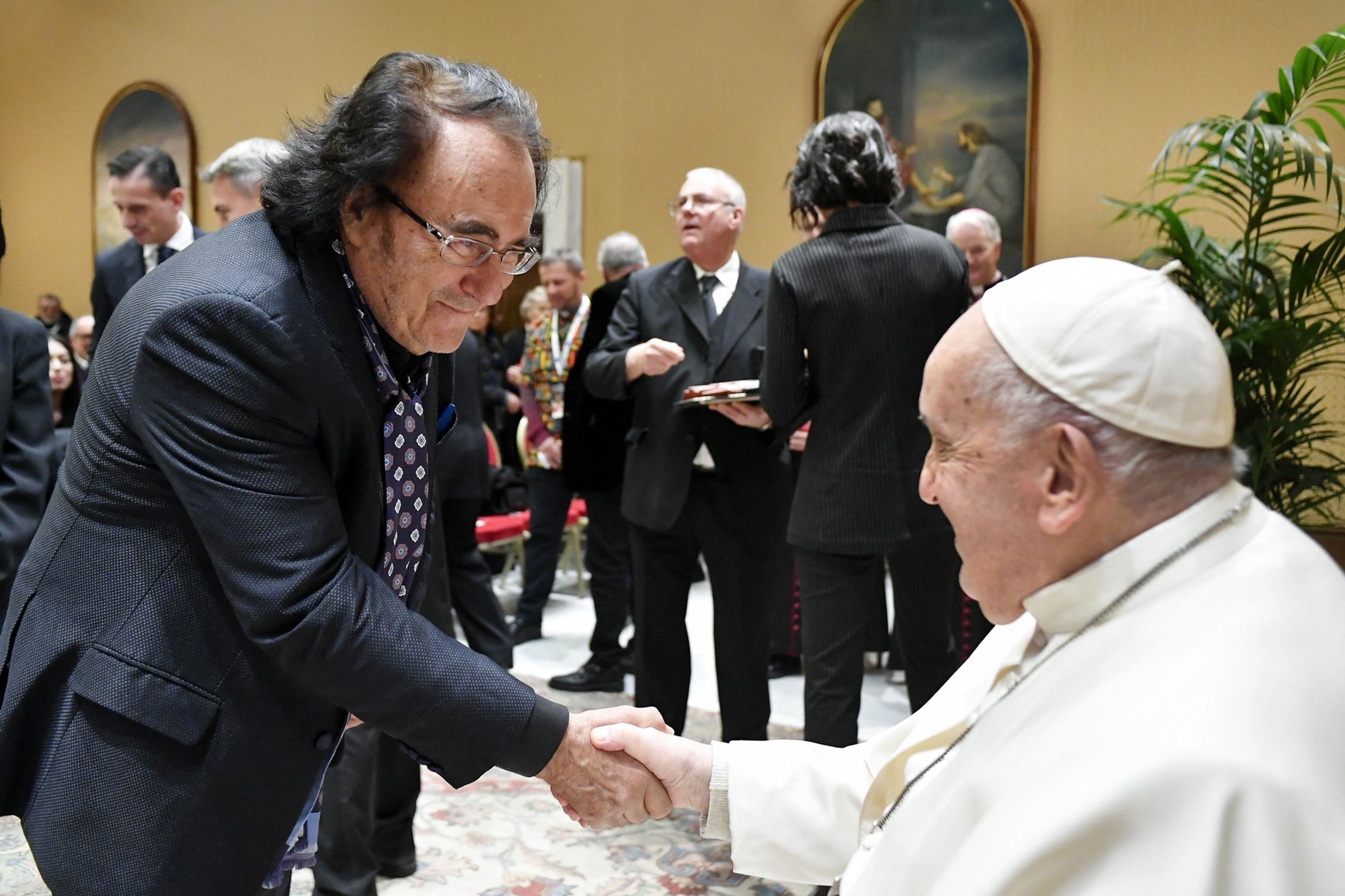 Al Bano (Albano Carrisi) během setkání s papežem Františkem, 16. 12. 2023 - Al Bano (Albano Carrisi) (4/4)