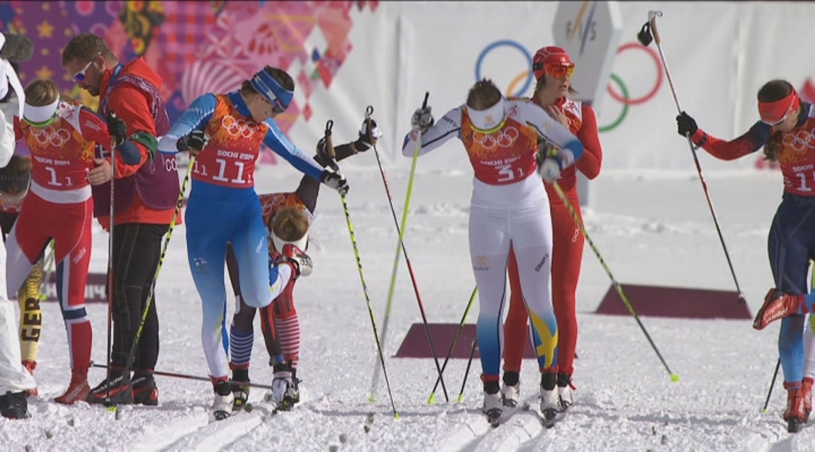 BEH_NA_LYZICH_SPRINT_DRUZSTEV_MUZI_ZENY_1_2-SOCHI_14-B025391 - VTHUMB - GALERIE: Velký test zmrzlinových kornoutů (4/8)