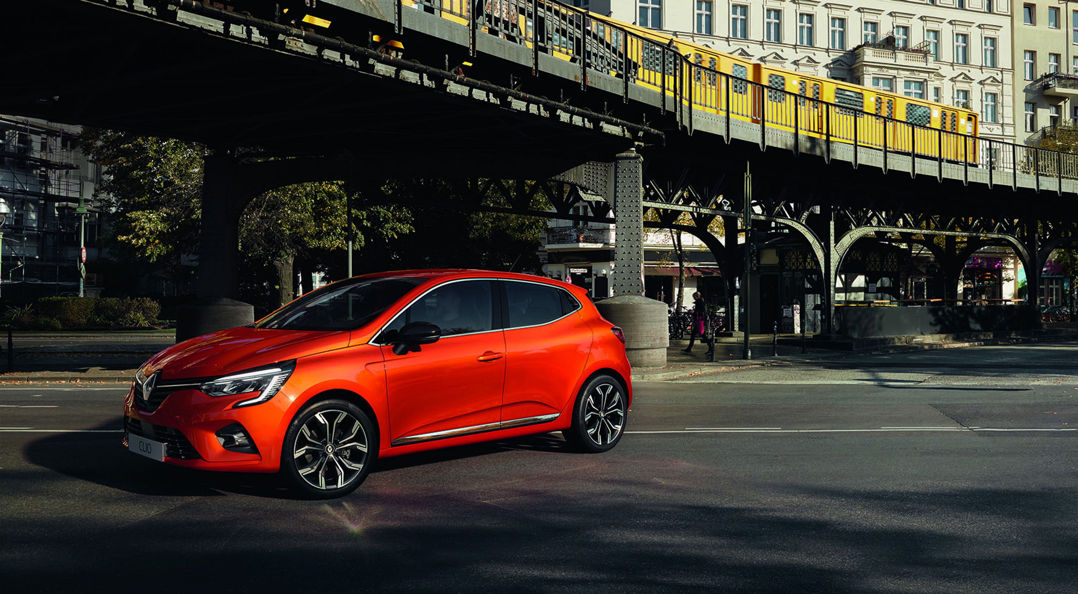 Renault Clio - Fotogalerie: Pětice finalistů ankety Best Buy Car of Europe (5/5)