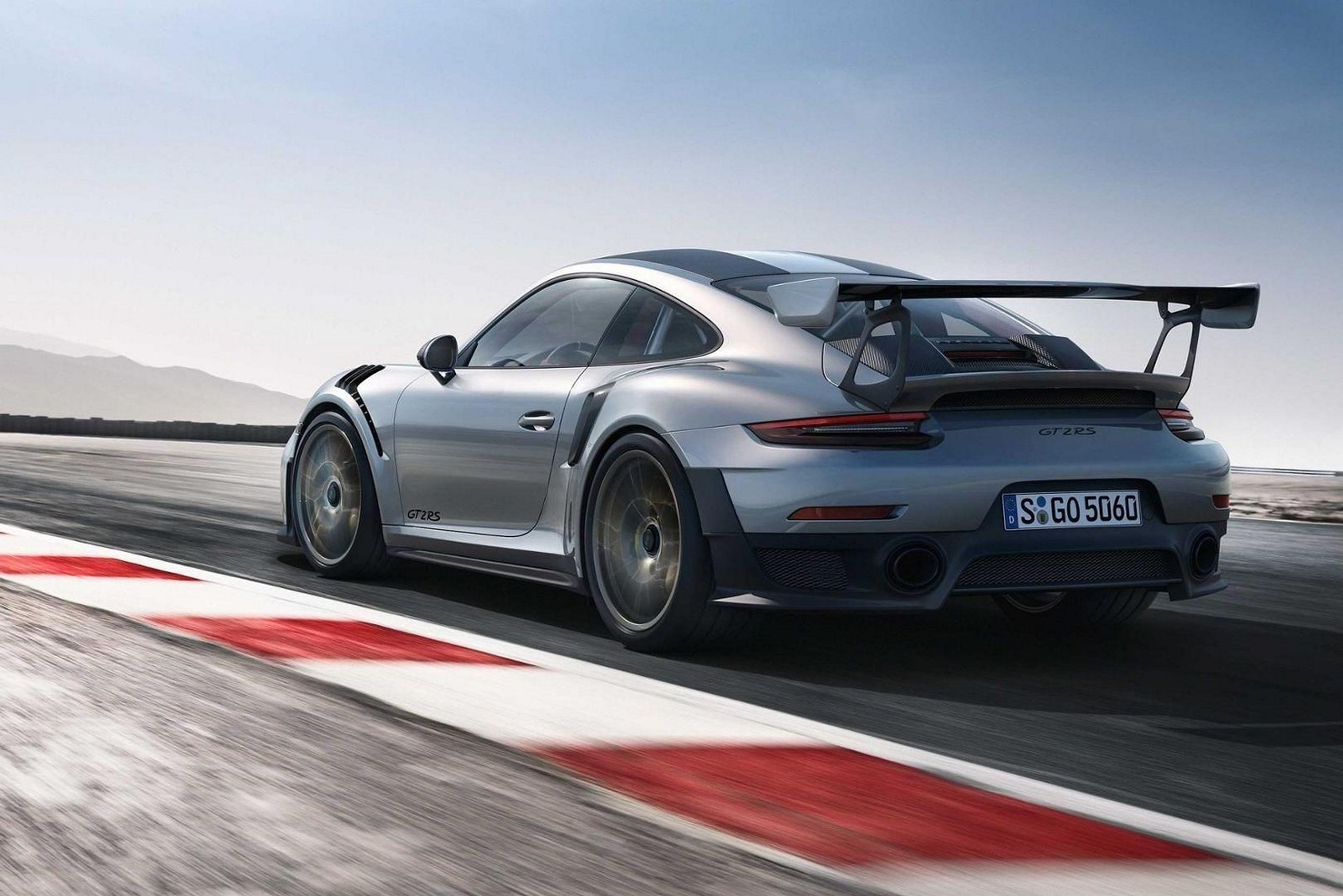 Porsche 911 GT2 RS - 11 - Porsche 911 GT2 RS (1/8)