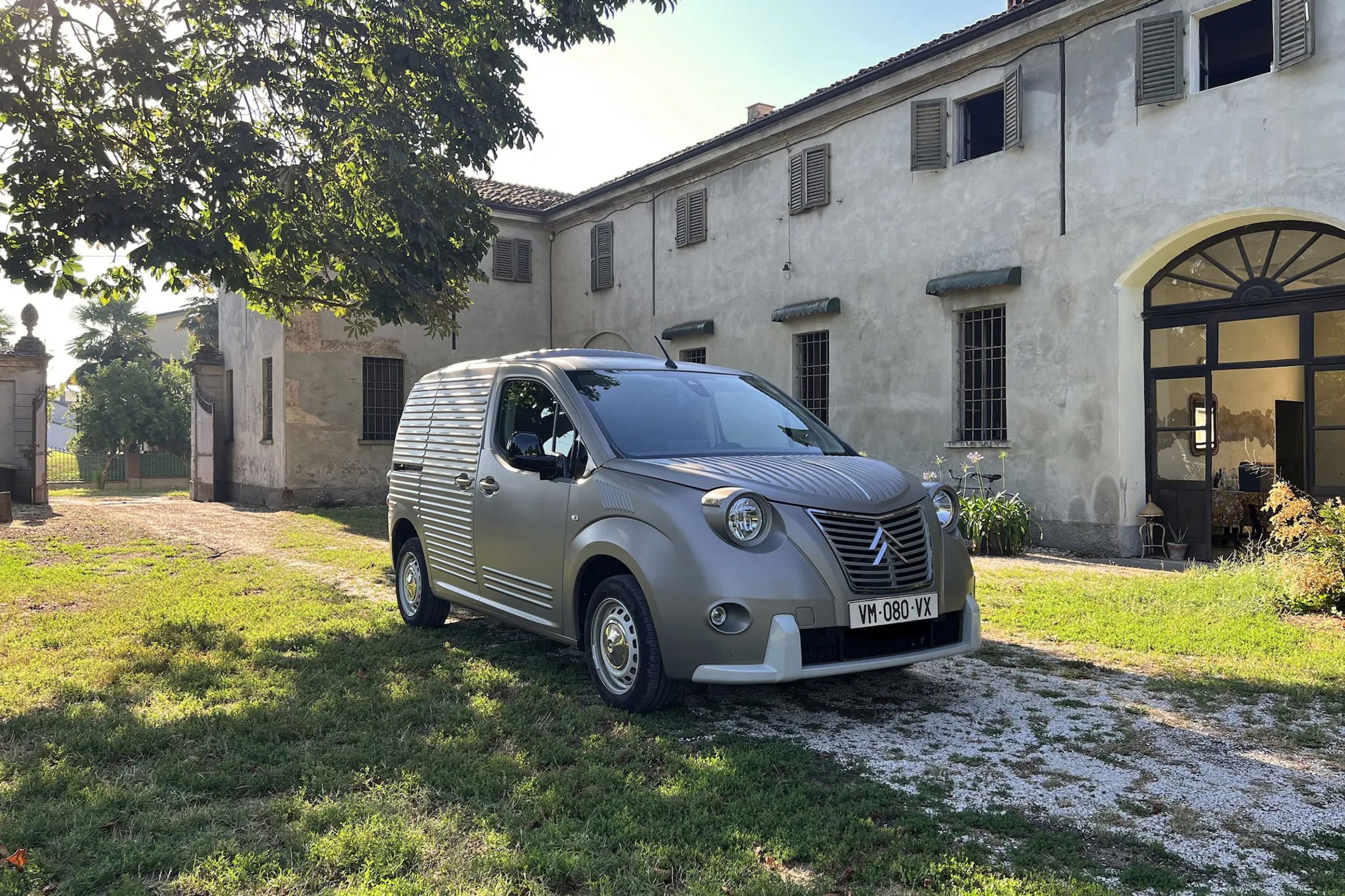 Citroëny v retro stylu karosárny Caselani - Citroëny v retro stylu karosárny Caselani (6/17)