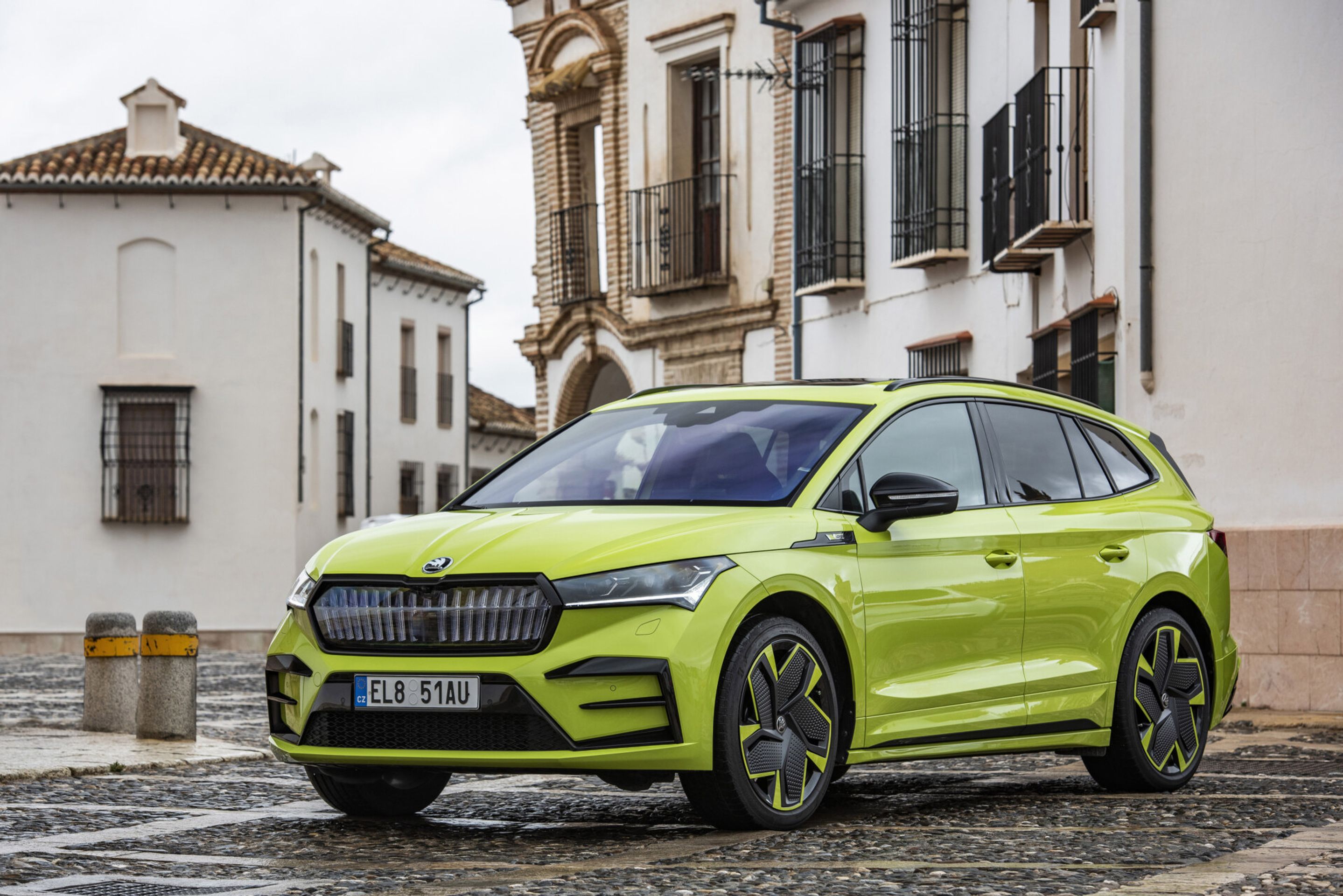 Škoda Enyaq RS iV - Enyaq konečně vyjíždí jako sportovní "ereso" (5/23)
