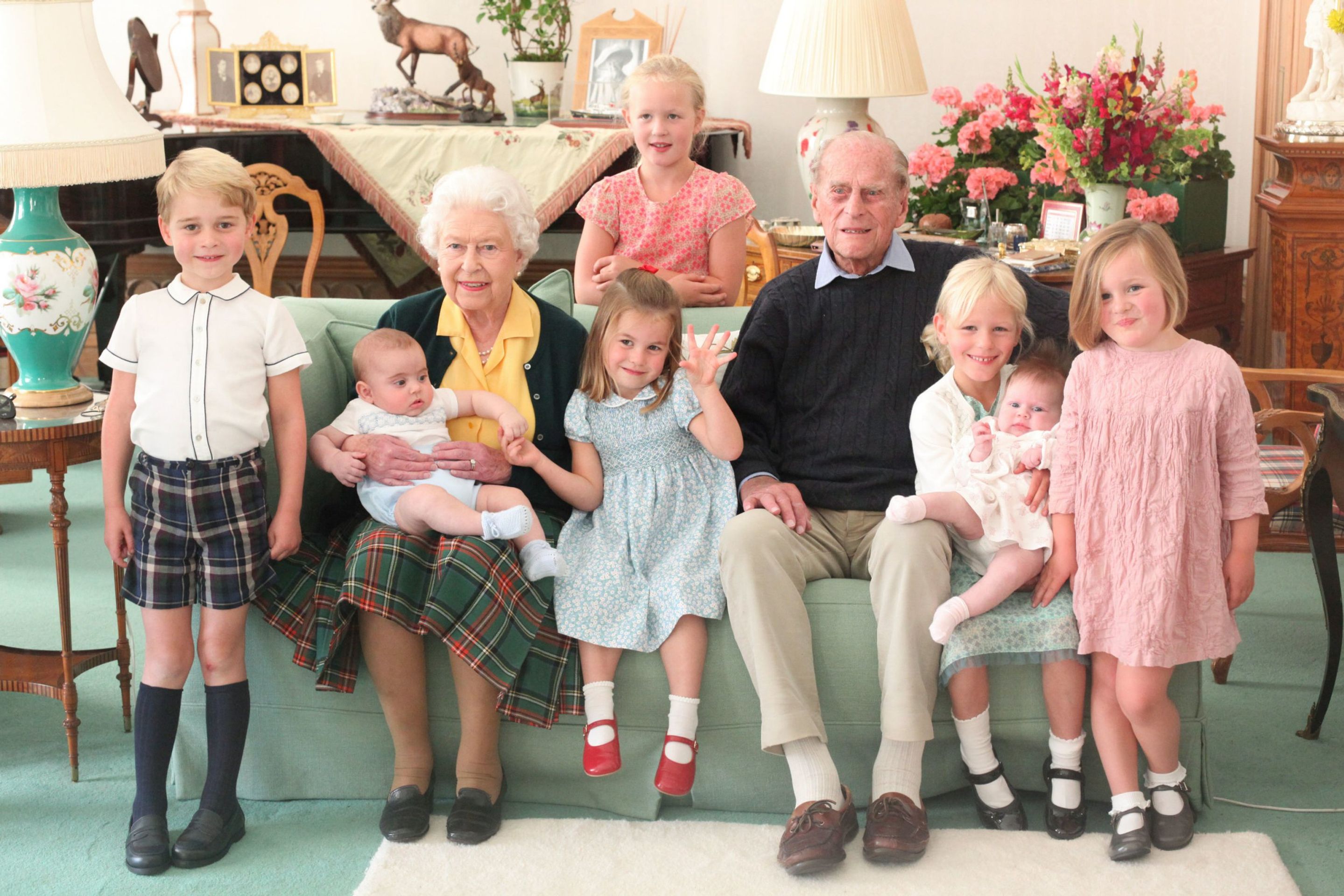 Unikátní fotky prince Philipa s rodinou - 3 - GALERIE: Rodinné fotky s princem Philipem (2/6)