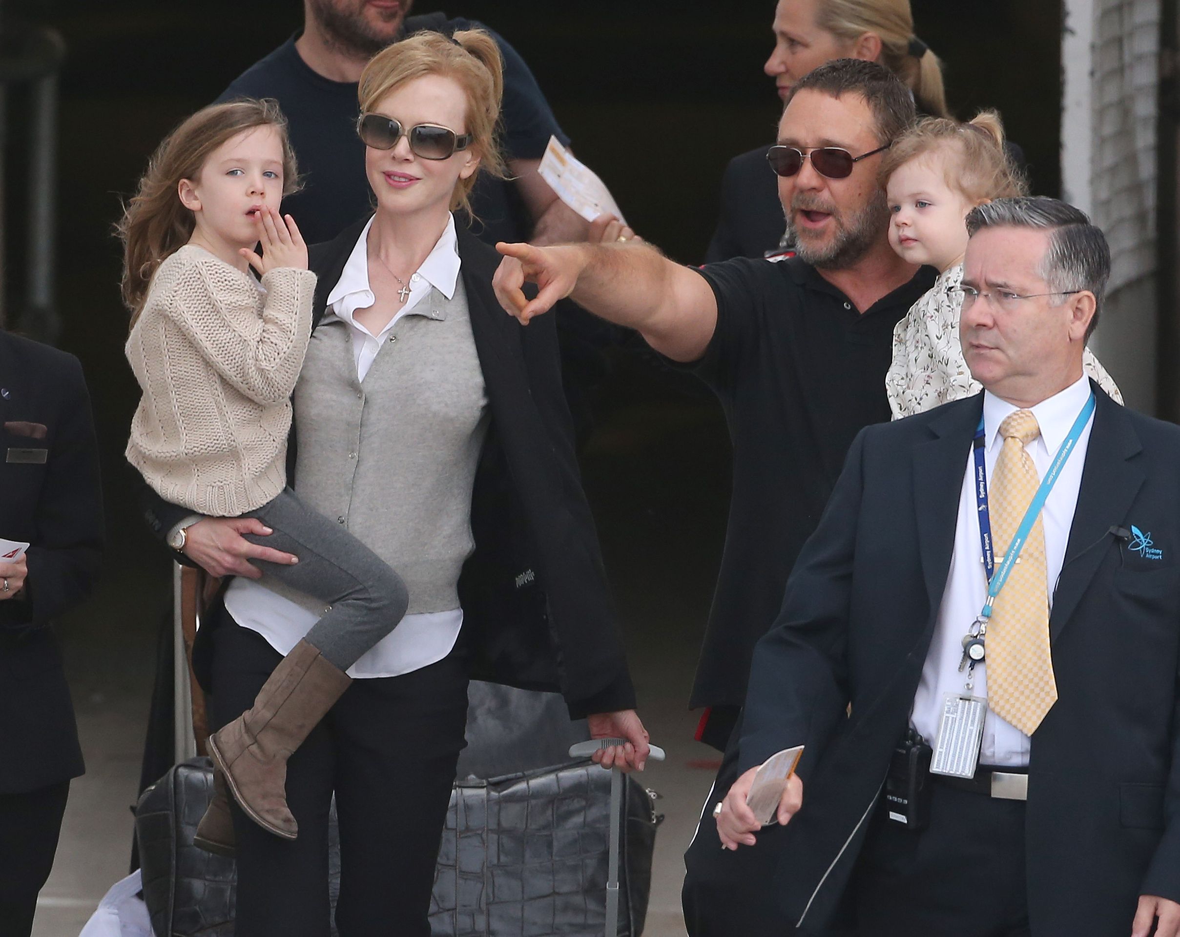 Nicole Kidman s rodinou - Zemřel otec Nicole Kidman (5/6)