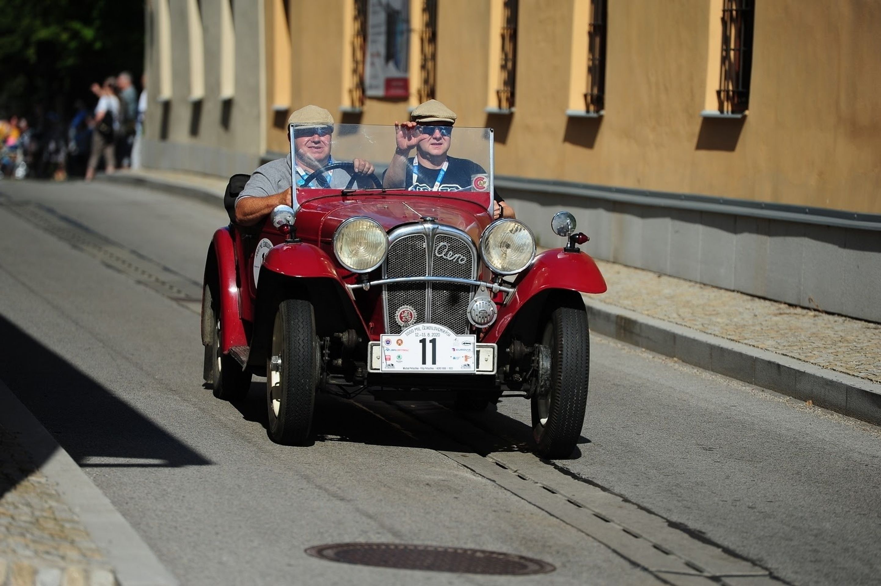 1000 mil československých - 30 - Fotogalerie: Unikátní stroje na startu závodu 1000 mil československých (8/15)