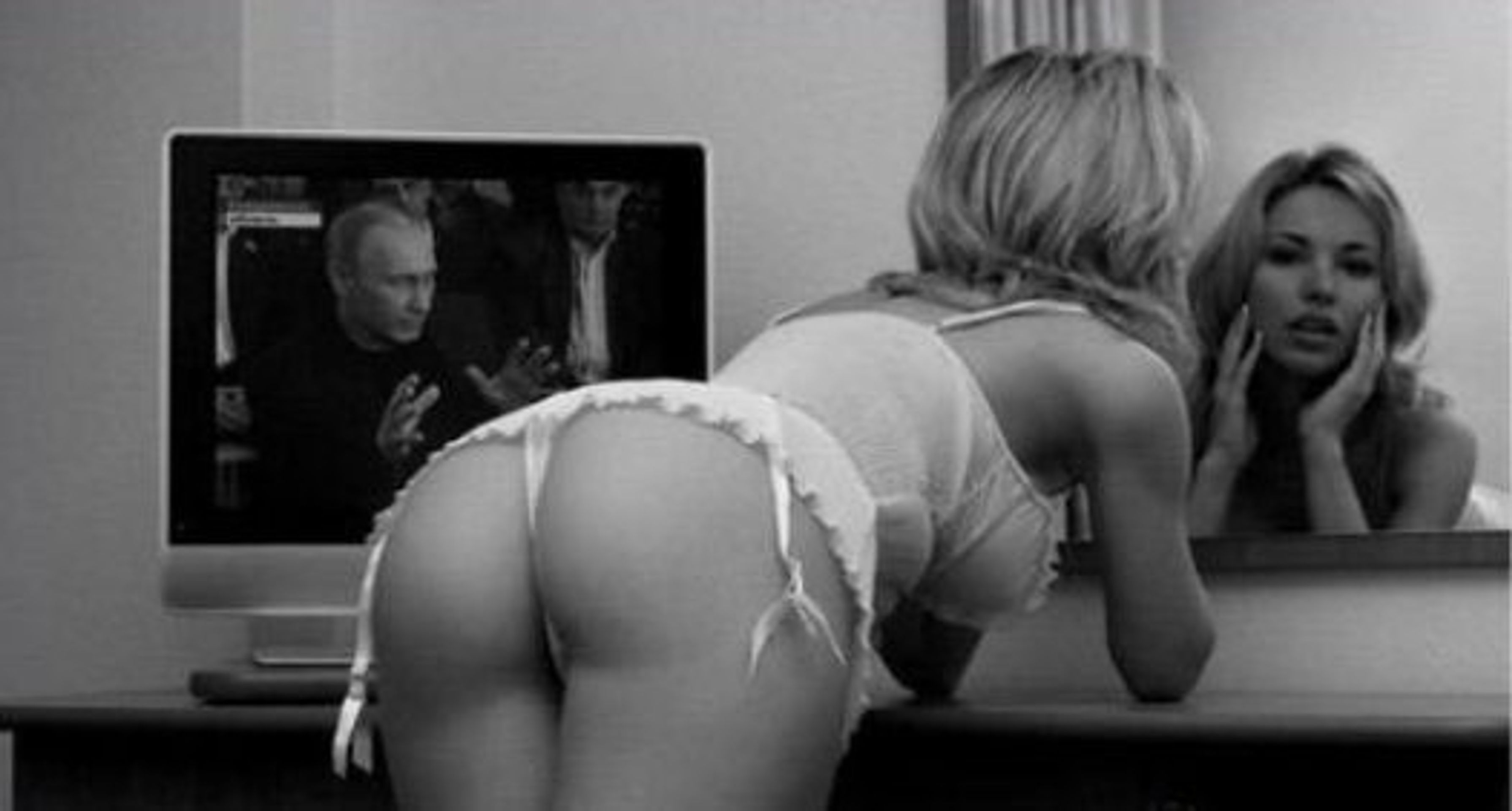 Sexy fotky s rušivými elementy - 16 - GALERIE: Sexy fotky s rušivými elementy (5/20)