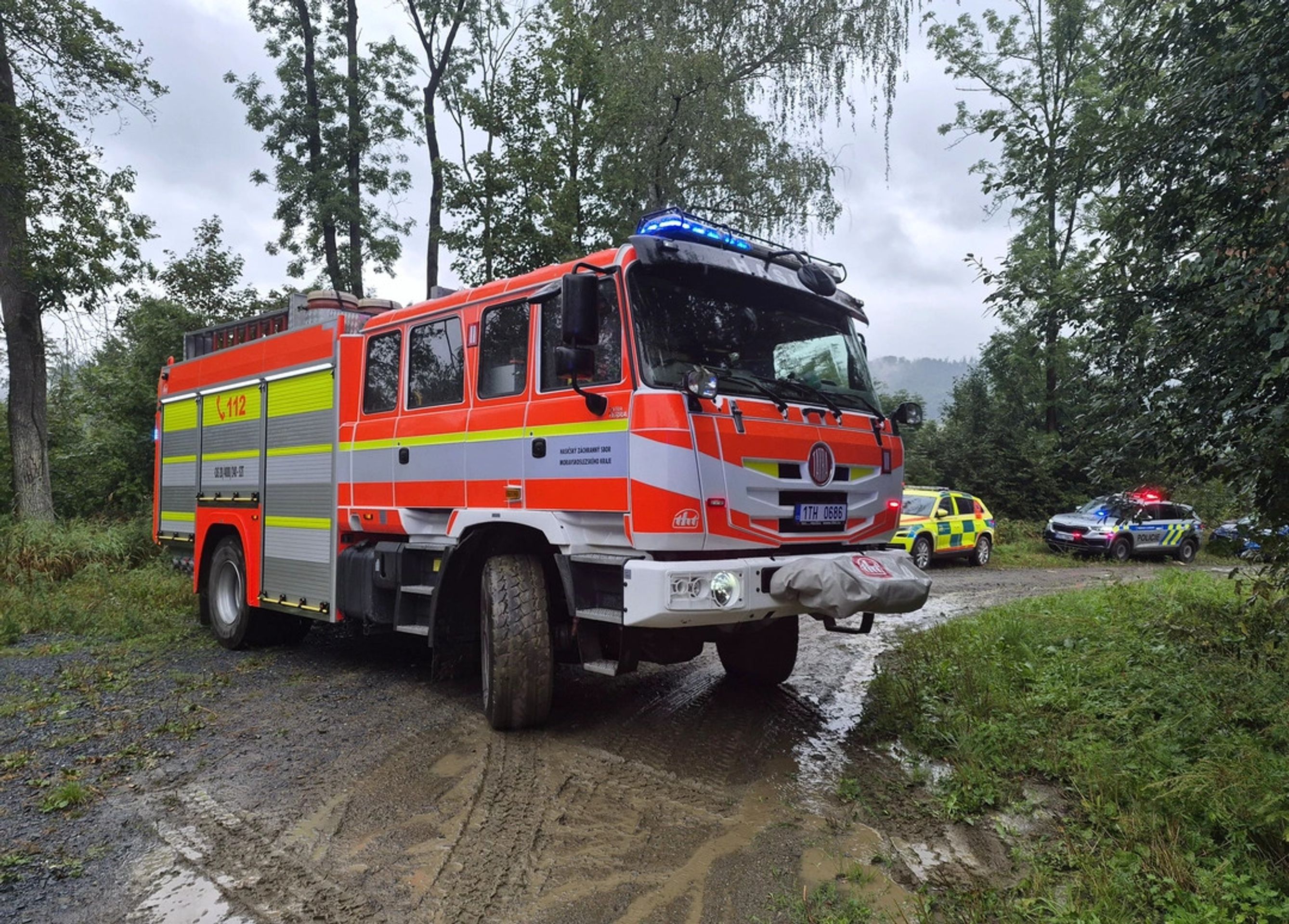 Střet vlaku s dívkou na Bruntálsku - Střet vlaku s dívkou na Bruntálsku (2/4)