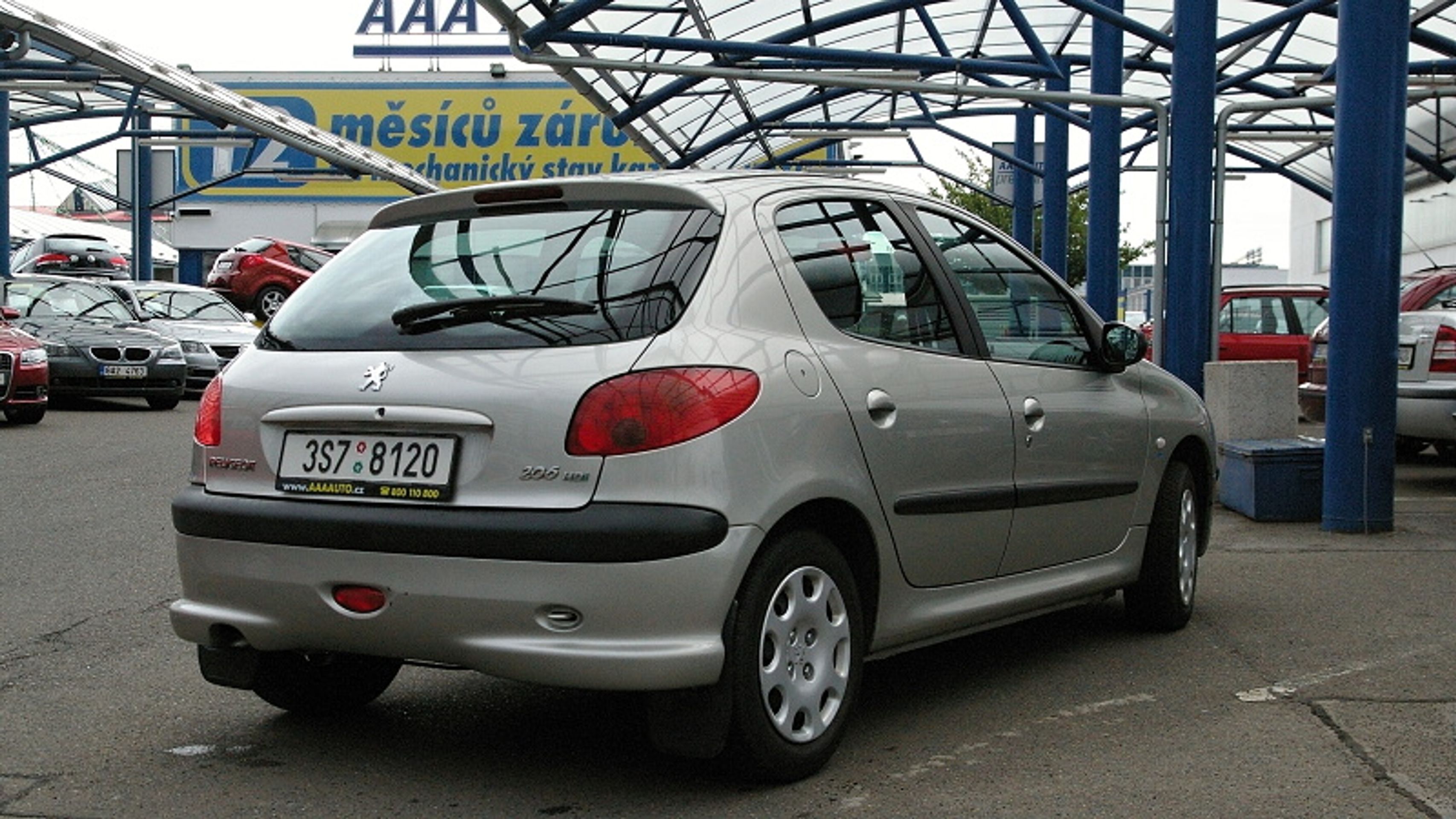 Peugeot 206 - 3 - GALERIE Peugeot 206 (4/8)