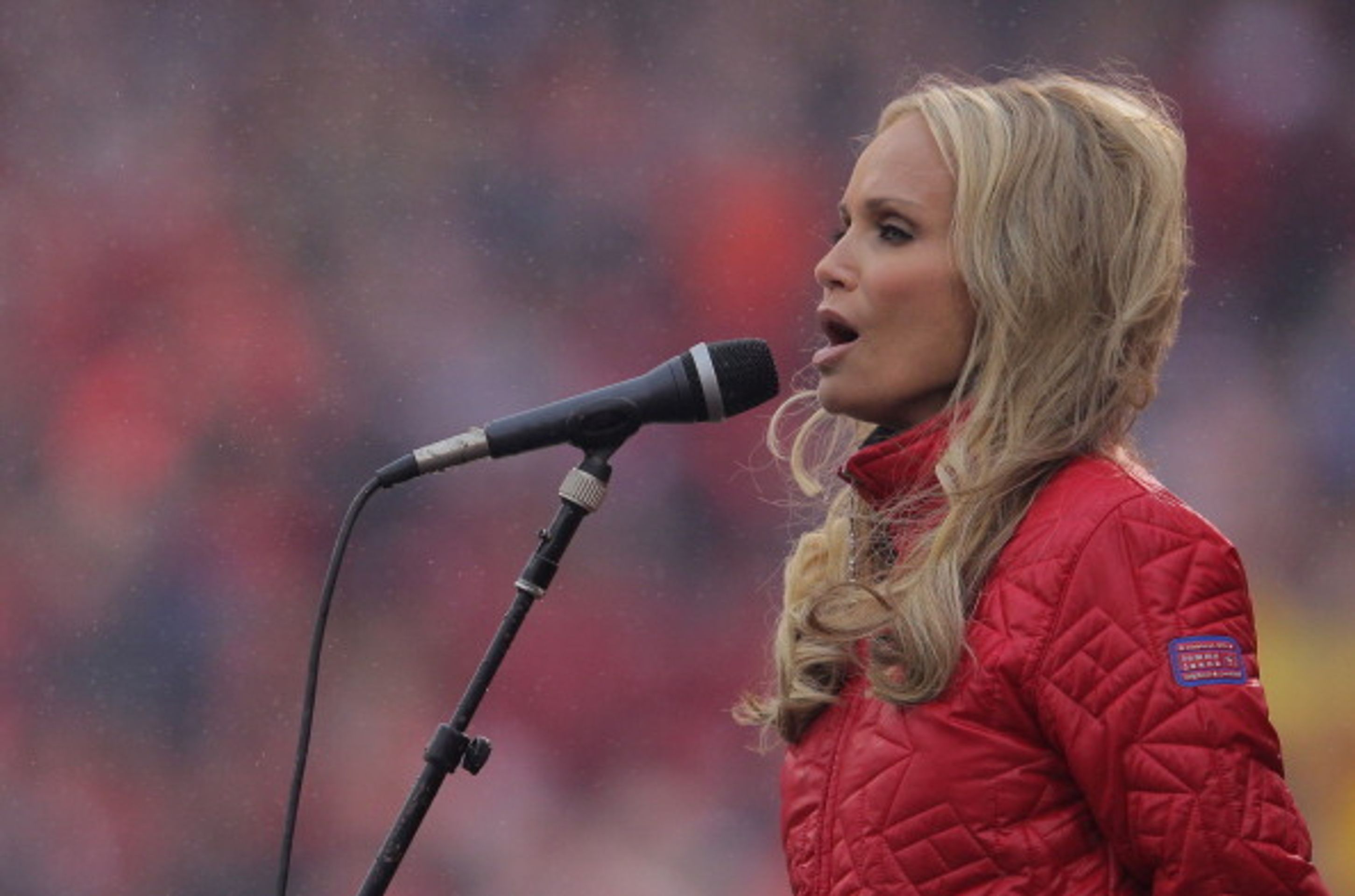 Kristin Chenoweth - 10 - Americká herečka a zpěvačka Kristin Chenowethová (7/16)