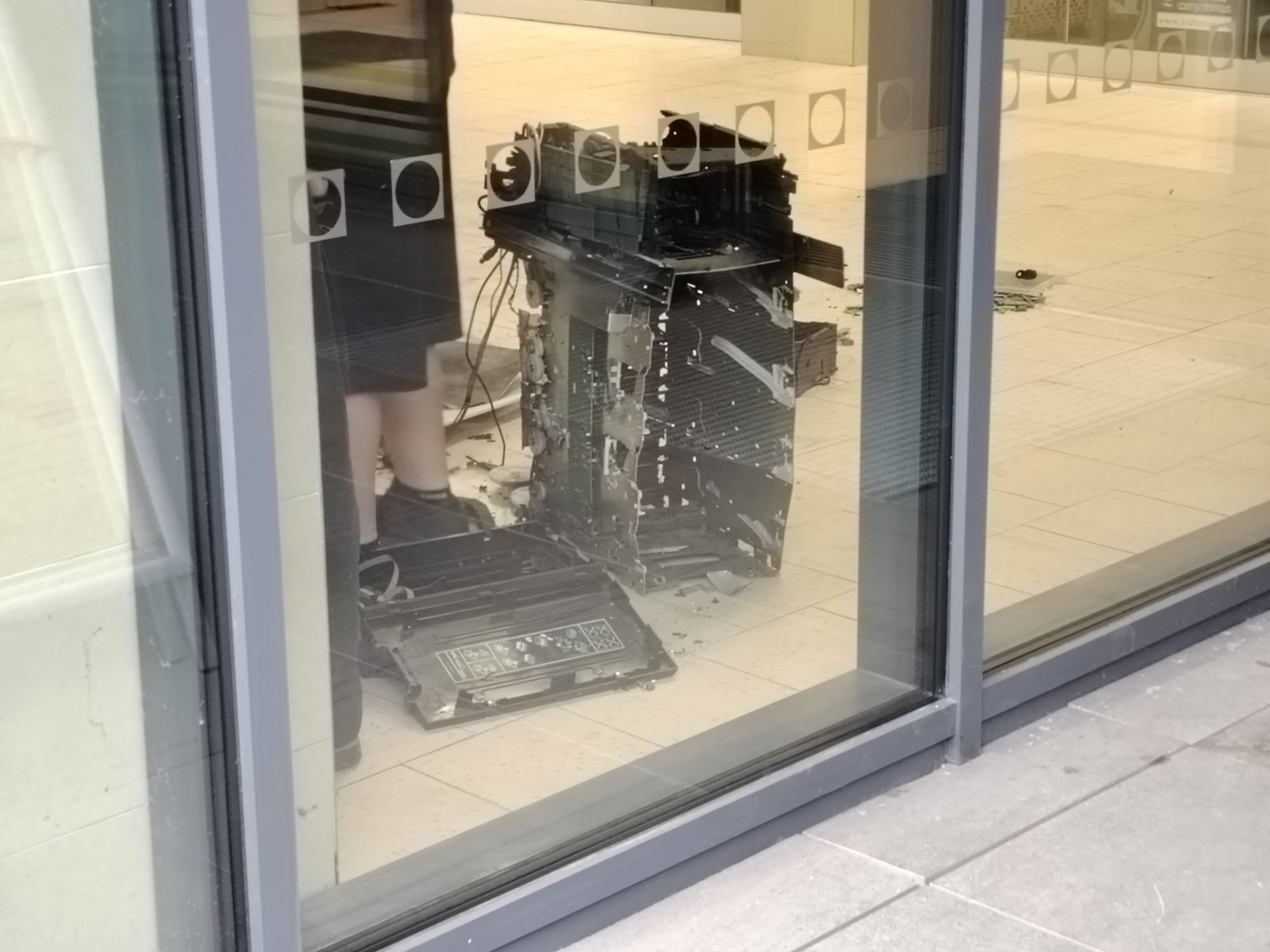 Poškozené bankomaty v Praze - Poškozené bankomaty v Praze (7/15)