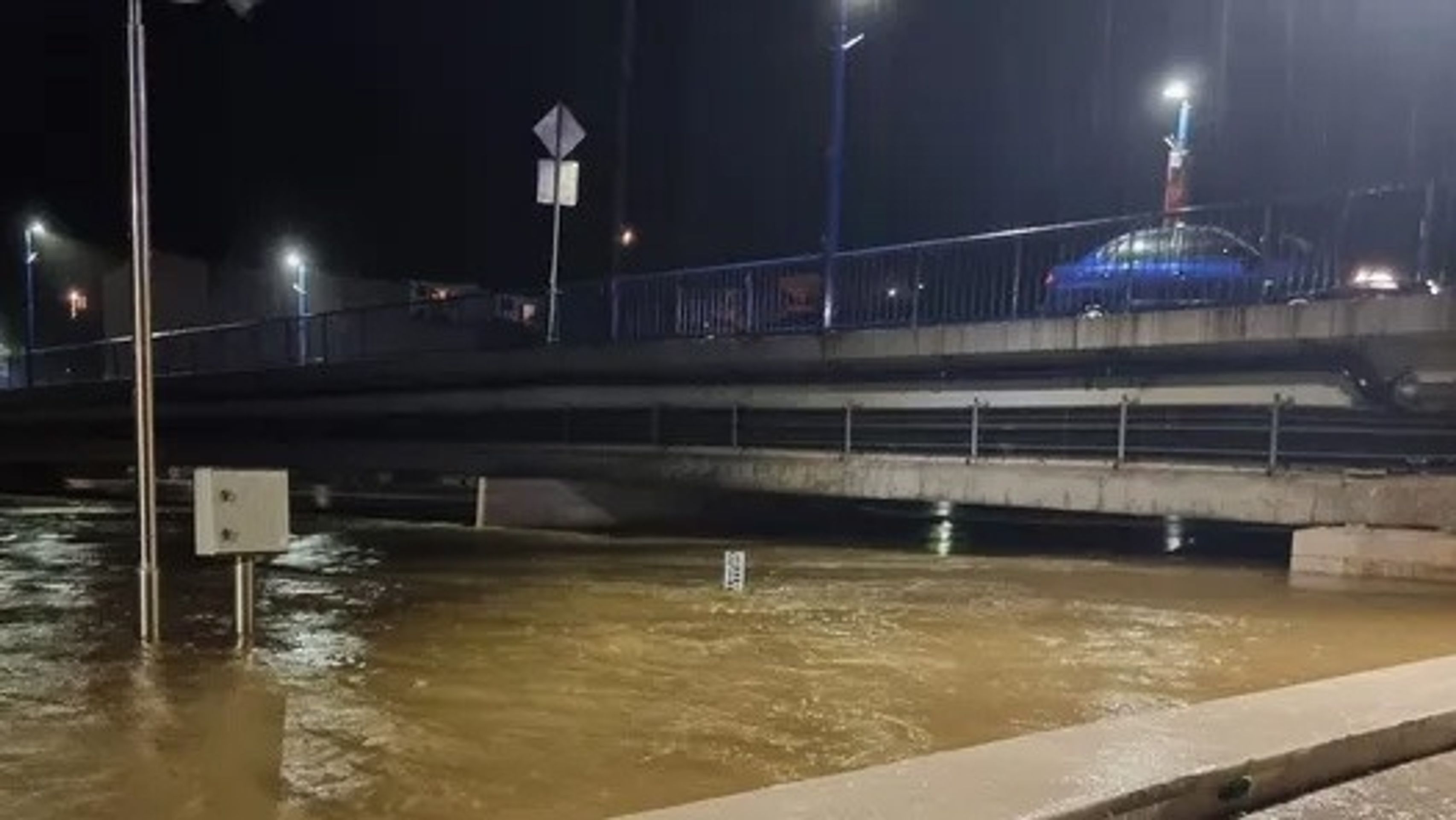 Chorvatsko povodně - Silné bouřky a lijáky v Chorvatsku a Itálii (26/32)