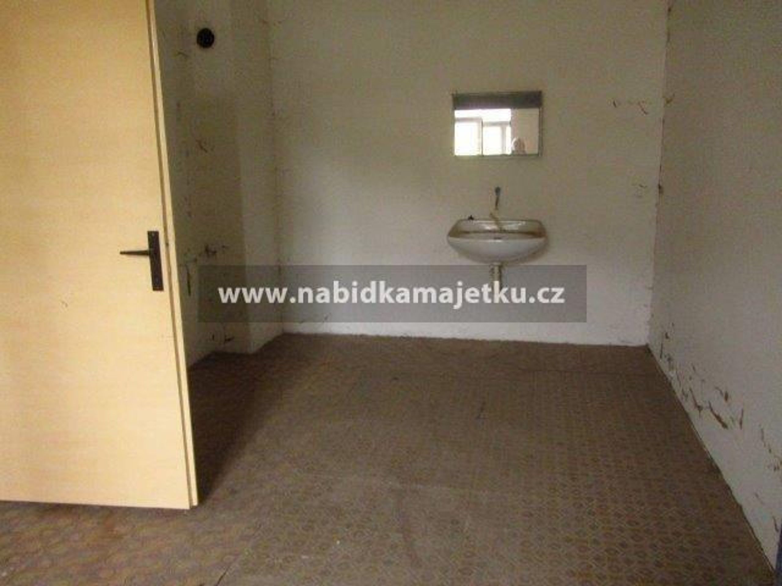 Pozemek se stavbou - Branišov (3) - Pozemek se stavbou - Branišov (4/5)
