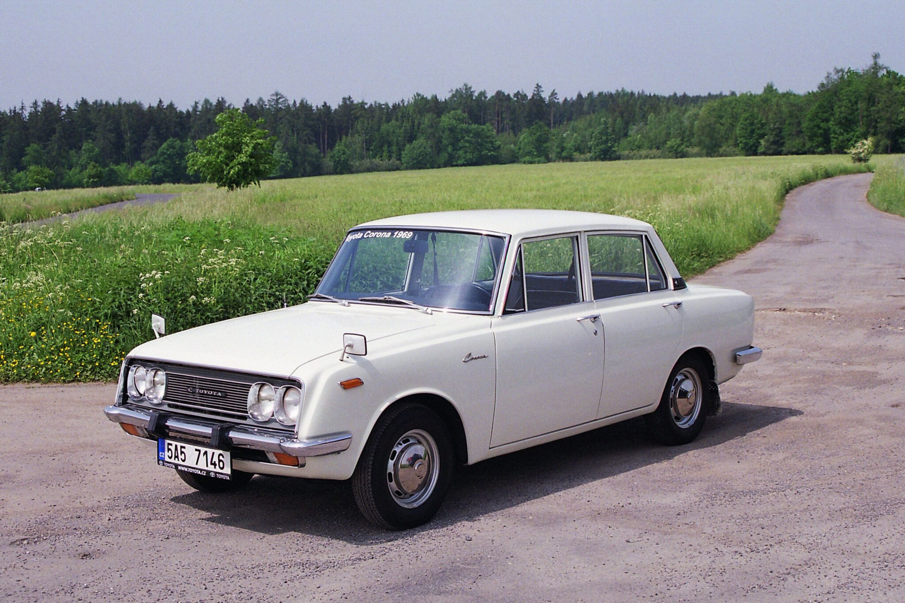 Toyota Corona - Toyota Corona (11/11)