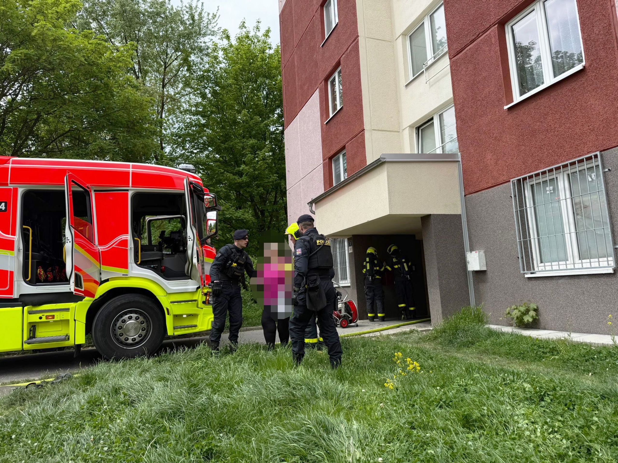 Požár bytu v Ostravě-Dubině - Požár bytu v Ostravě-Dubině (1/6)