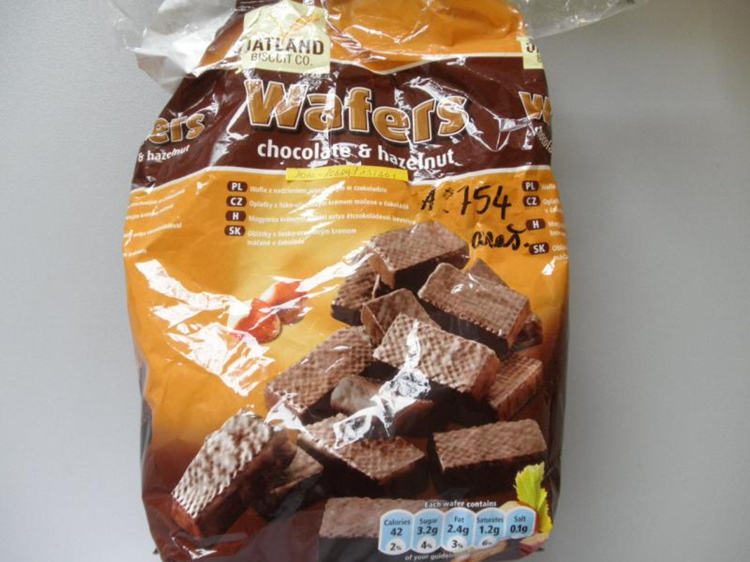 Wafers chocolate & hazelnut OATLAND - GALERIE: Falšované "Potraviny na pranýři" (4/5)
