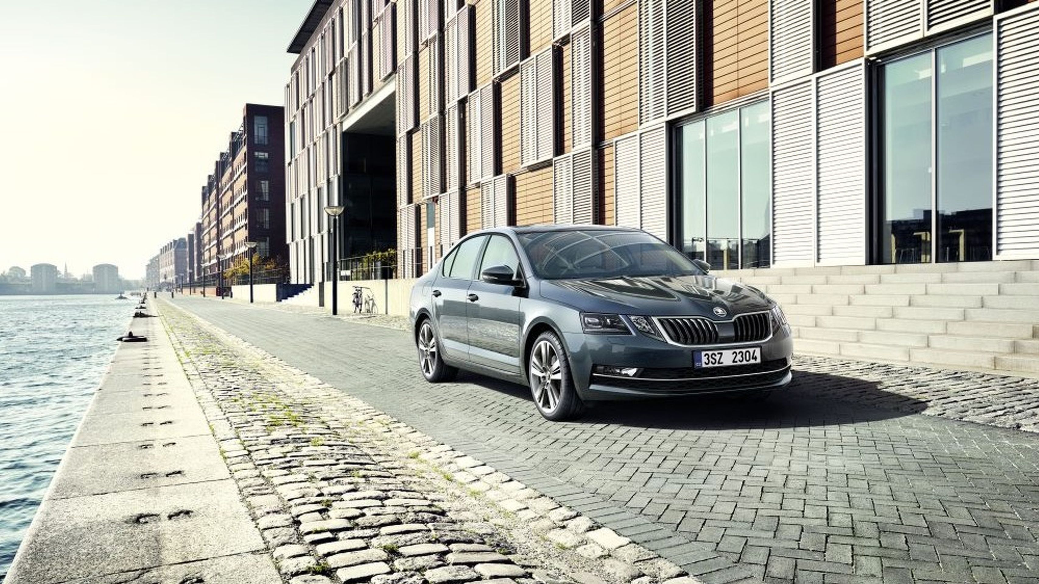 škoda octavia - 30 - GALERIE: Faceliftovaná Škoda Octavia (11/20)