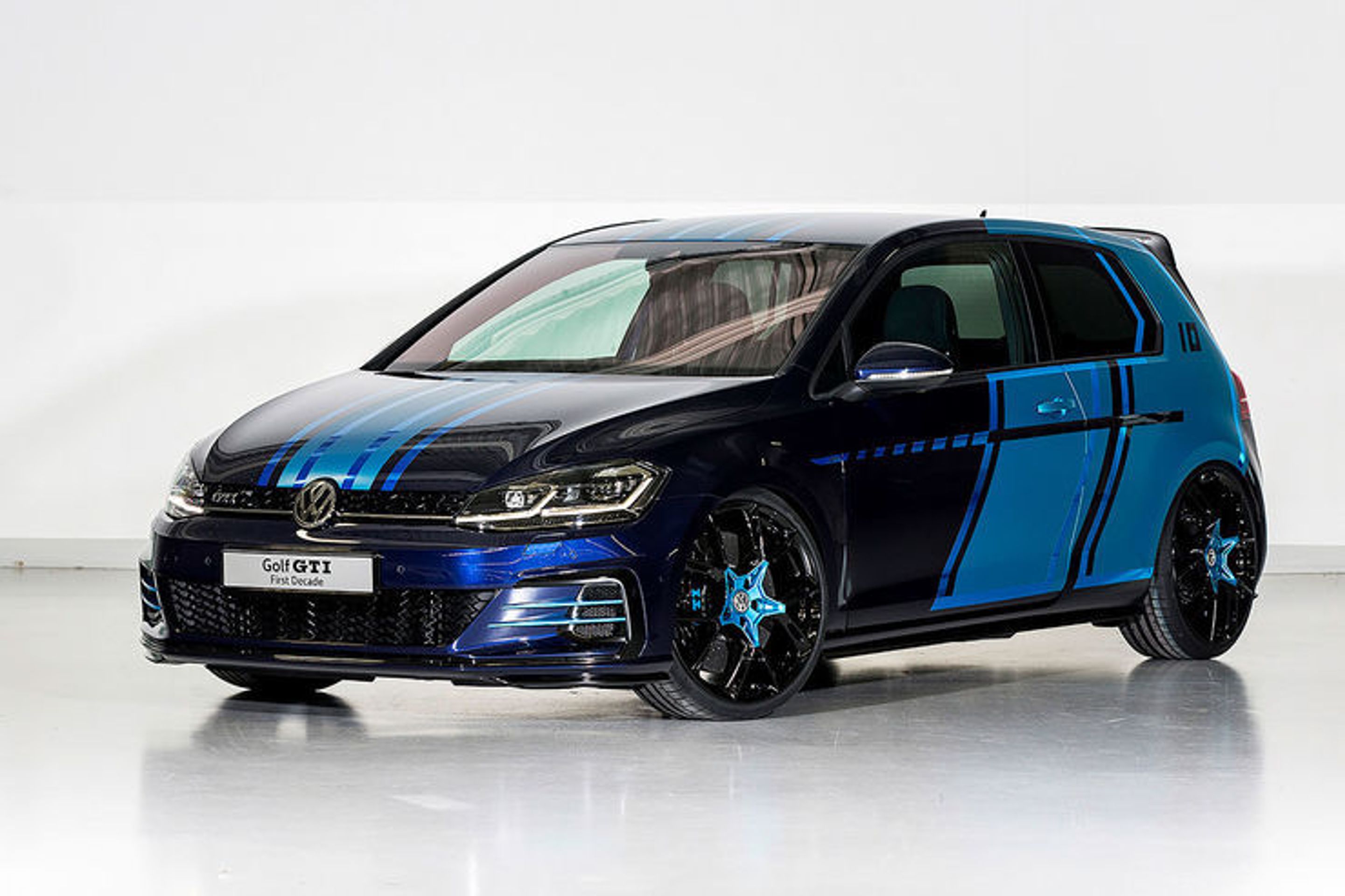 Golf - 40 - GALERIE: VW Golf GTI, speciální model pro Wörthersee (9/24)