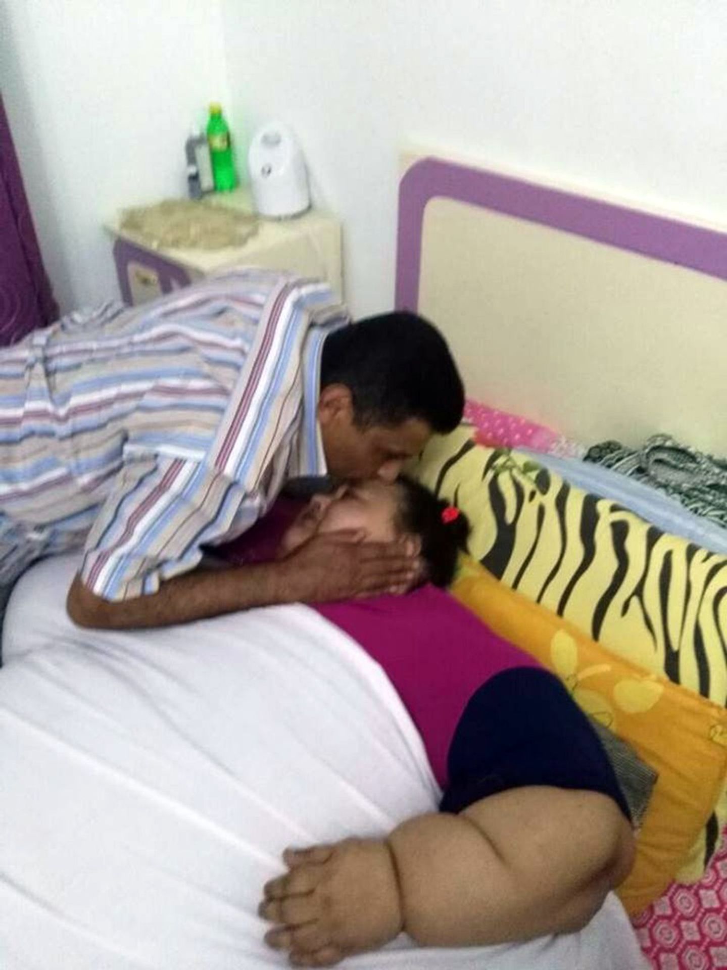 Ženu, která váží 500 kg čeká operace - 2 - GALERIE: Iman Ahmad Abdulati (2/5)
