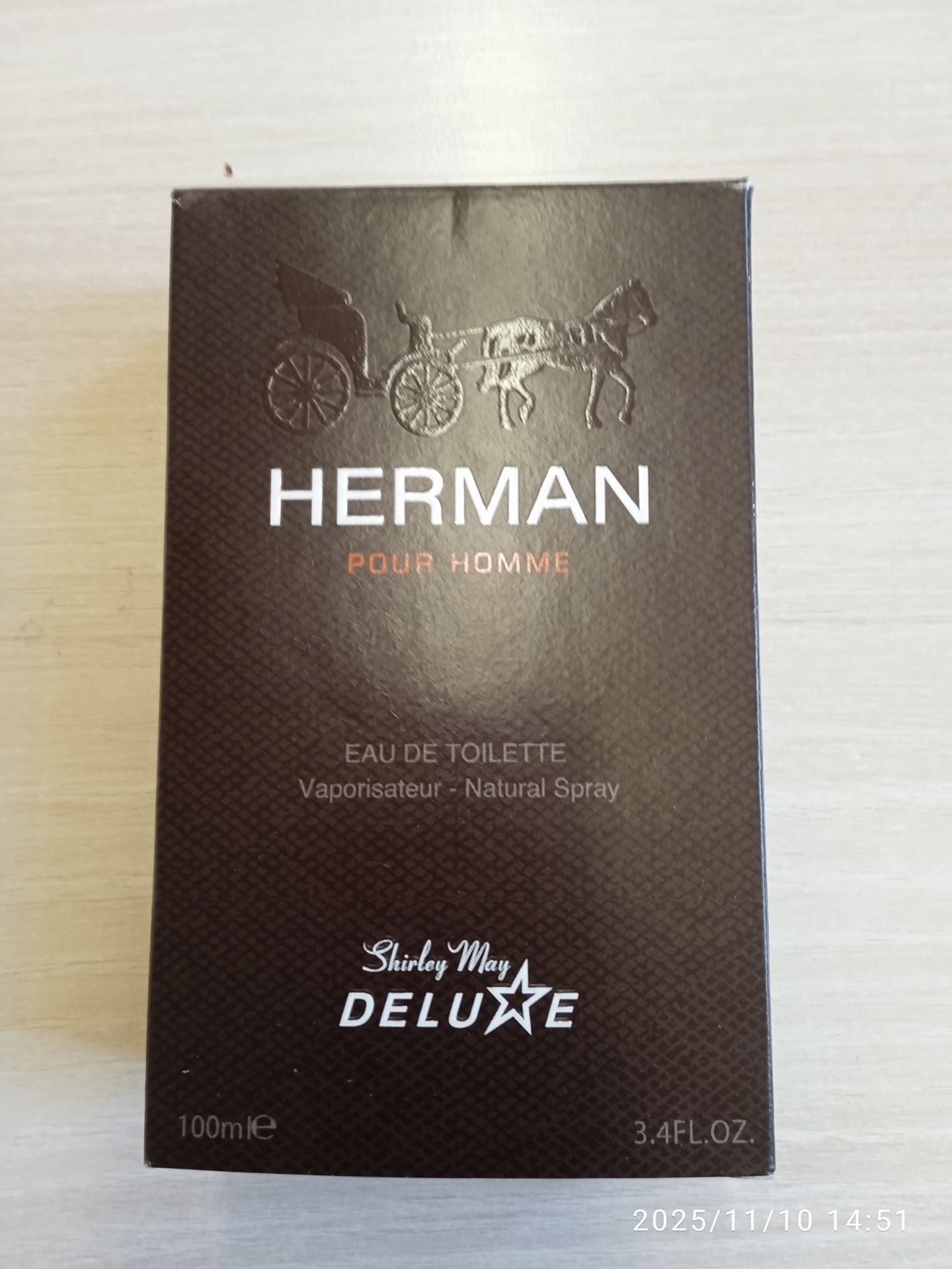 Shirley May DELUXE Herman (3) - Závadná kosmetika (35/38)