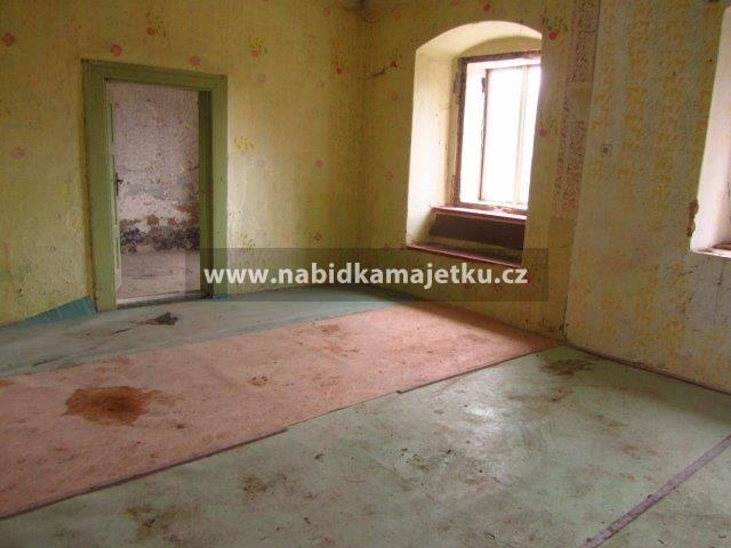 Pozemek se stavbou - Branišov (4) - Pozemek se stavbou - Branišov (3/5)