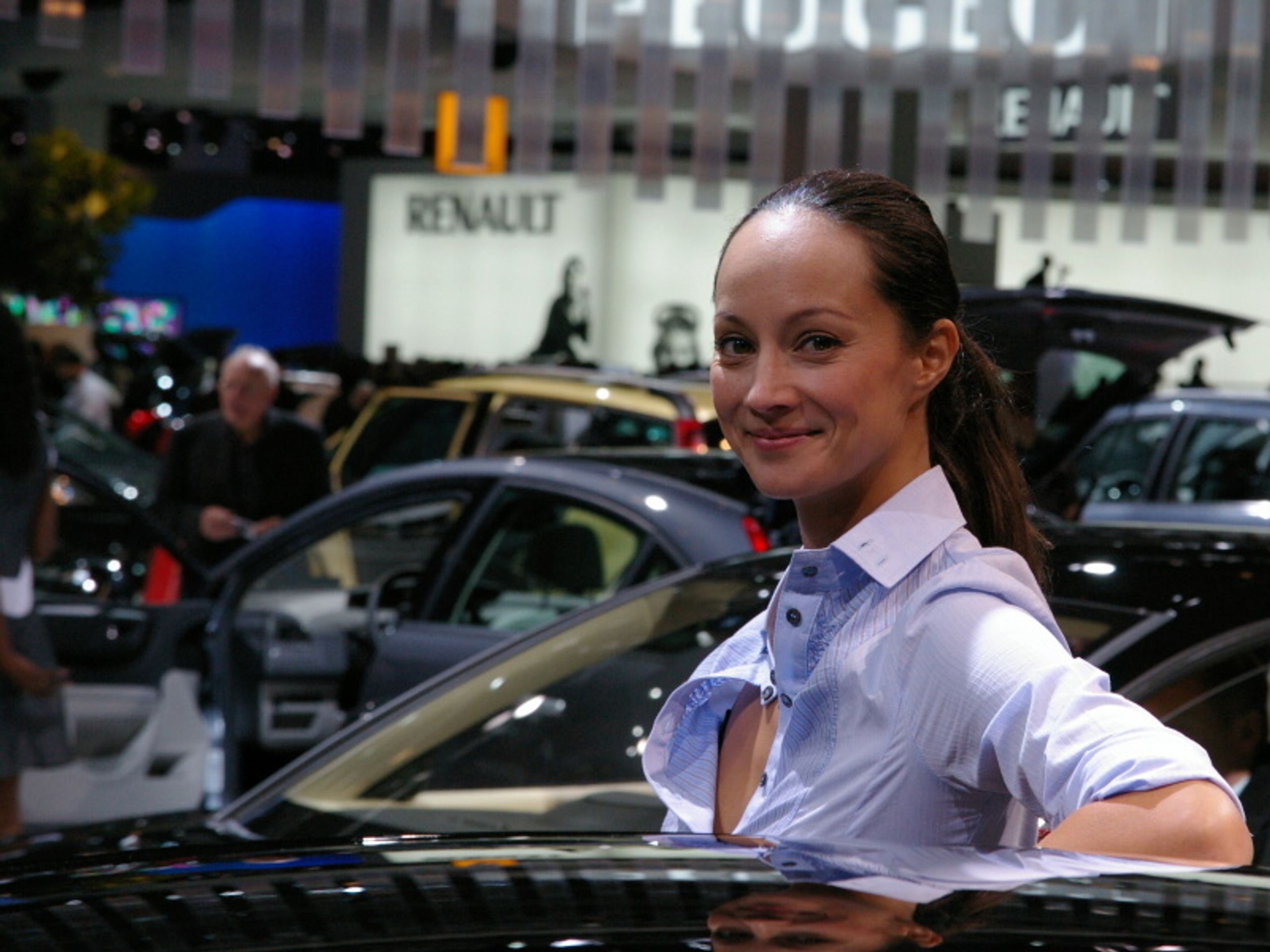 Modelka, paříž, autosalon - GALERIE holky paříž (1/6)