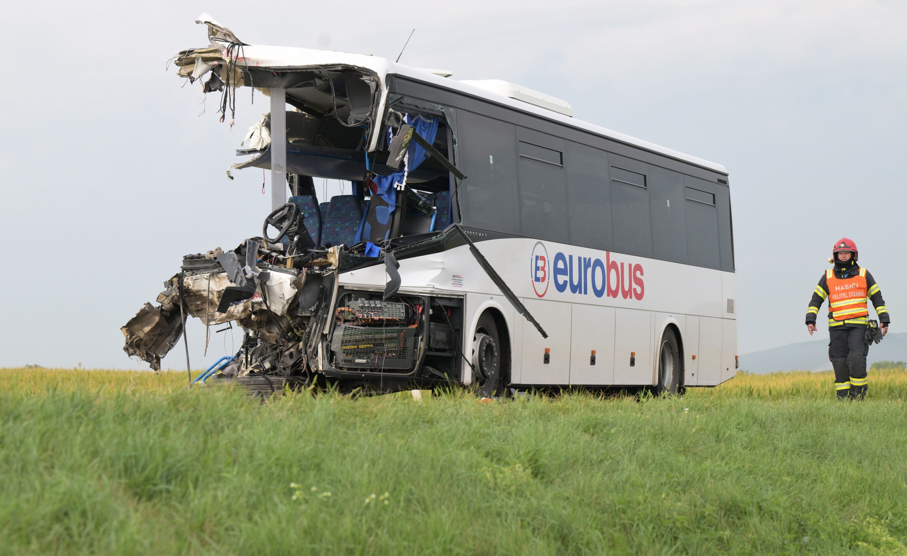 Srážka autobusu na Slovensku - Srážka autobusu a nákladního auta (10/10)