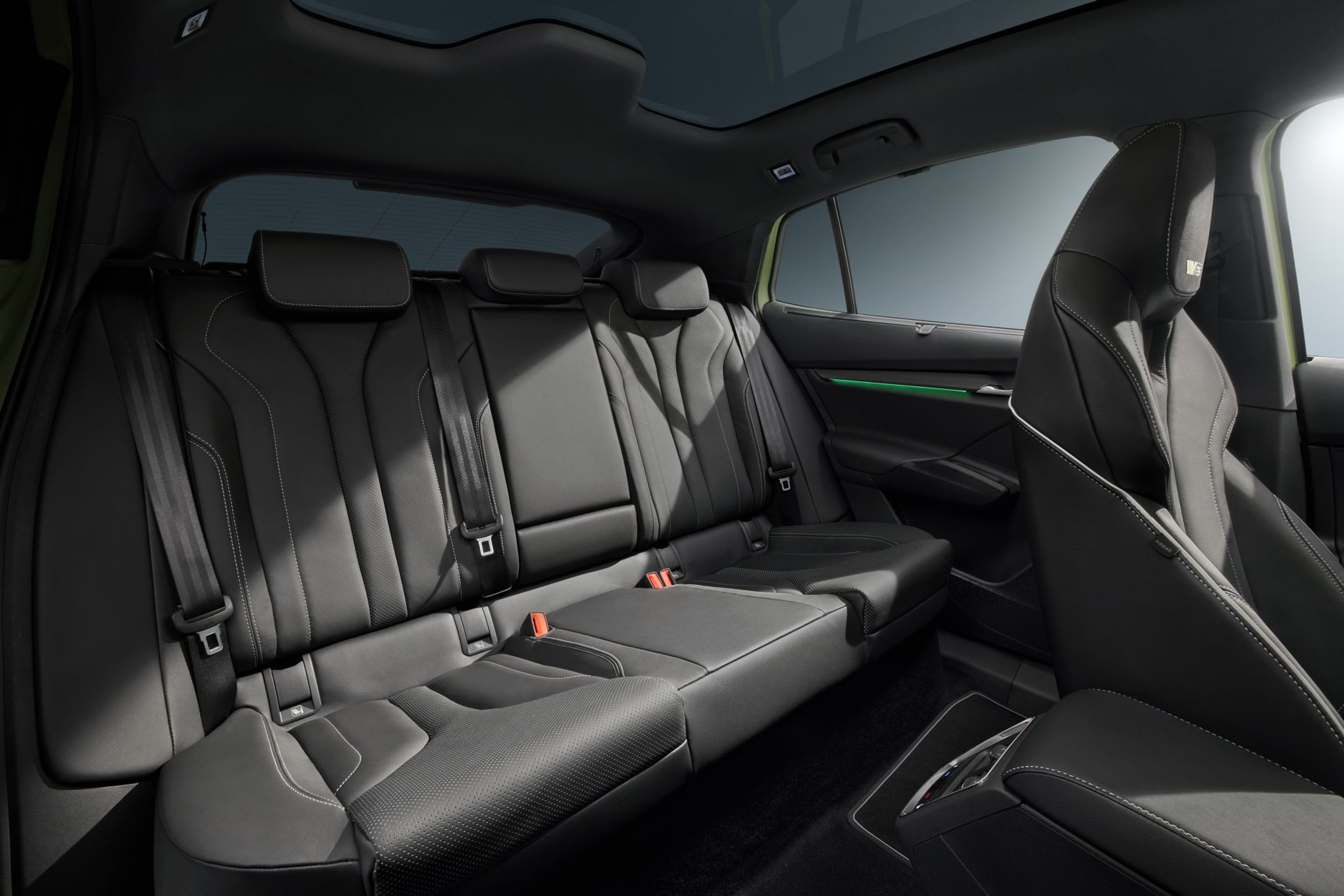 Škoda Enyaq Coupé RS iV - Elektromobil Škoda Enyaq Coupé ve sportovní verzi RS (12/16)