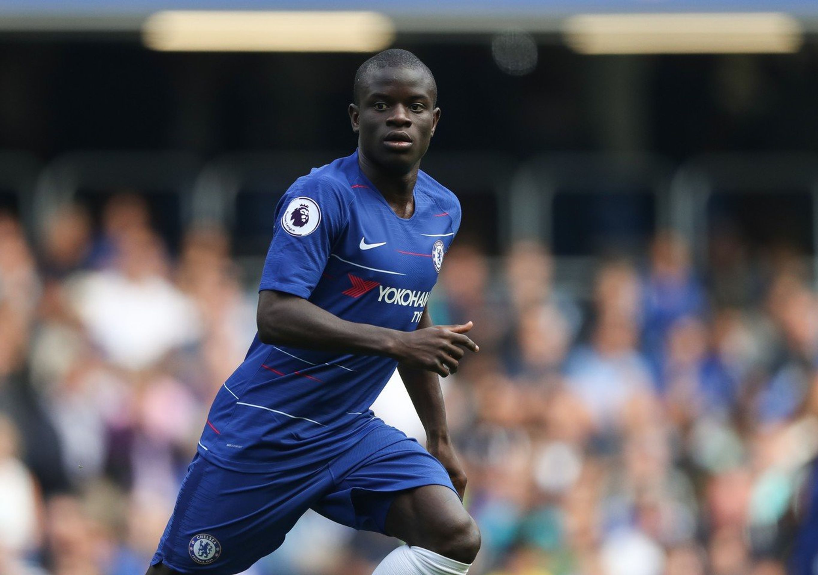 N'Golo Kanté - GALERIE: N'Golo Kanté ukázal, že si nepotrpí na hvězdné manýry (3/4)