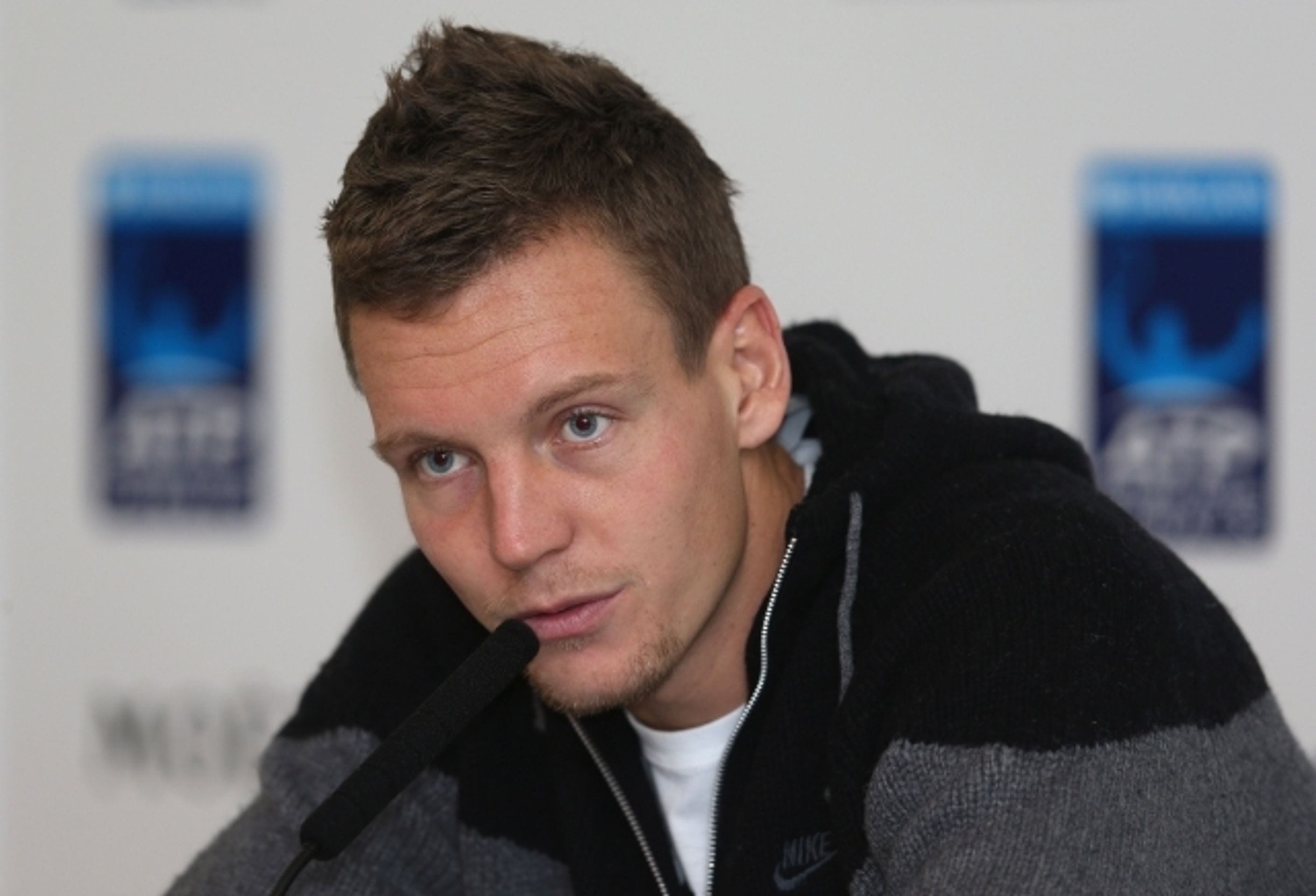 ATP Gala, představení tenistů Turnaje mistrů - 1 - GALERIE: Tomáš Berdych a jeho Ester zářili na galavečeru (10/14)