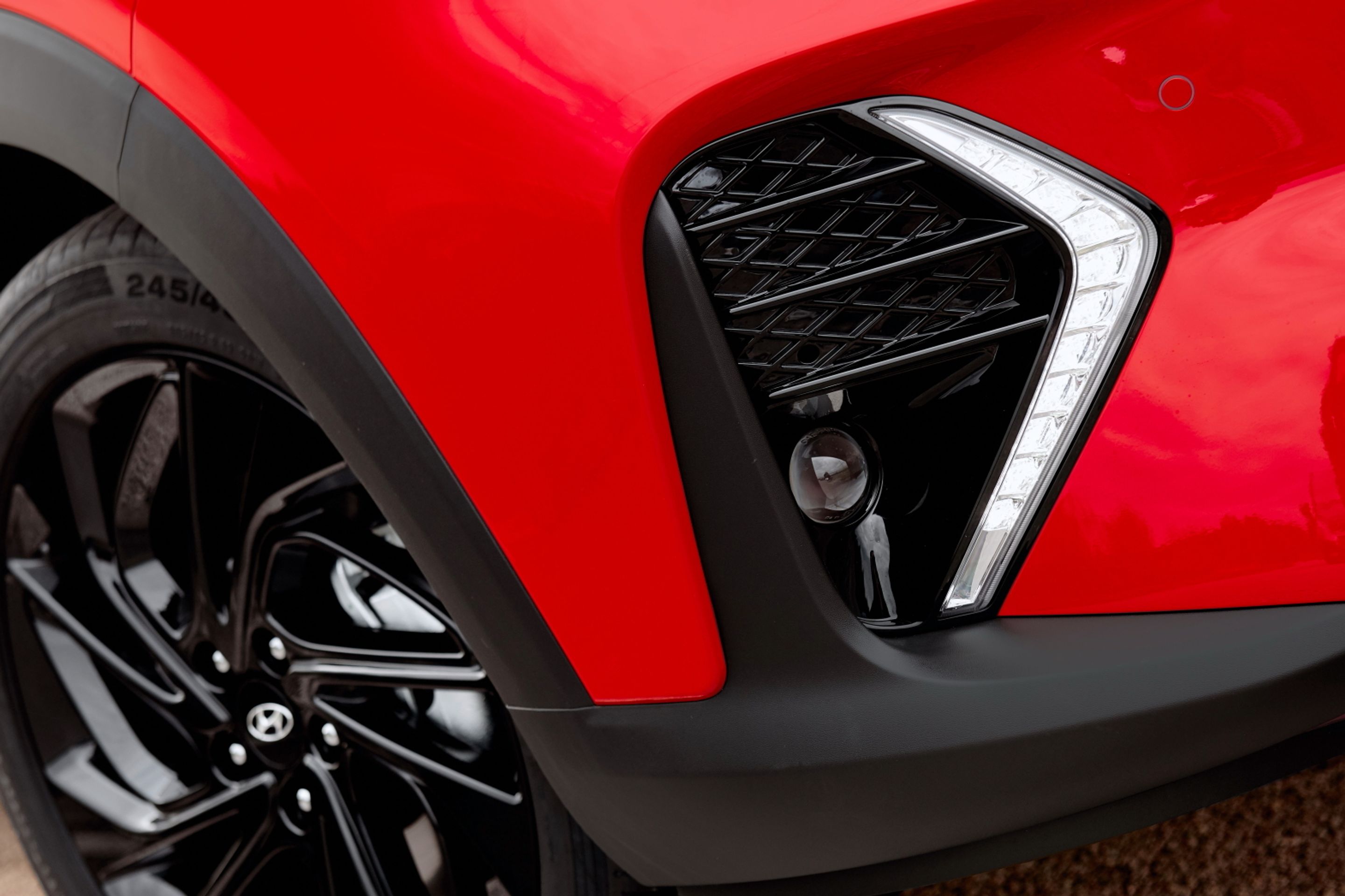 Hyundai Tucson N Line - 36 - Fotogalerie: Sportovně laděný Hyundai Tucson N Line (9/26)