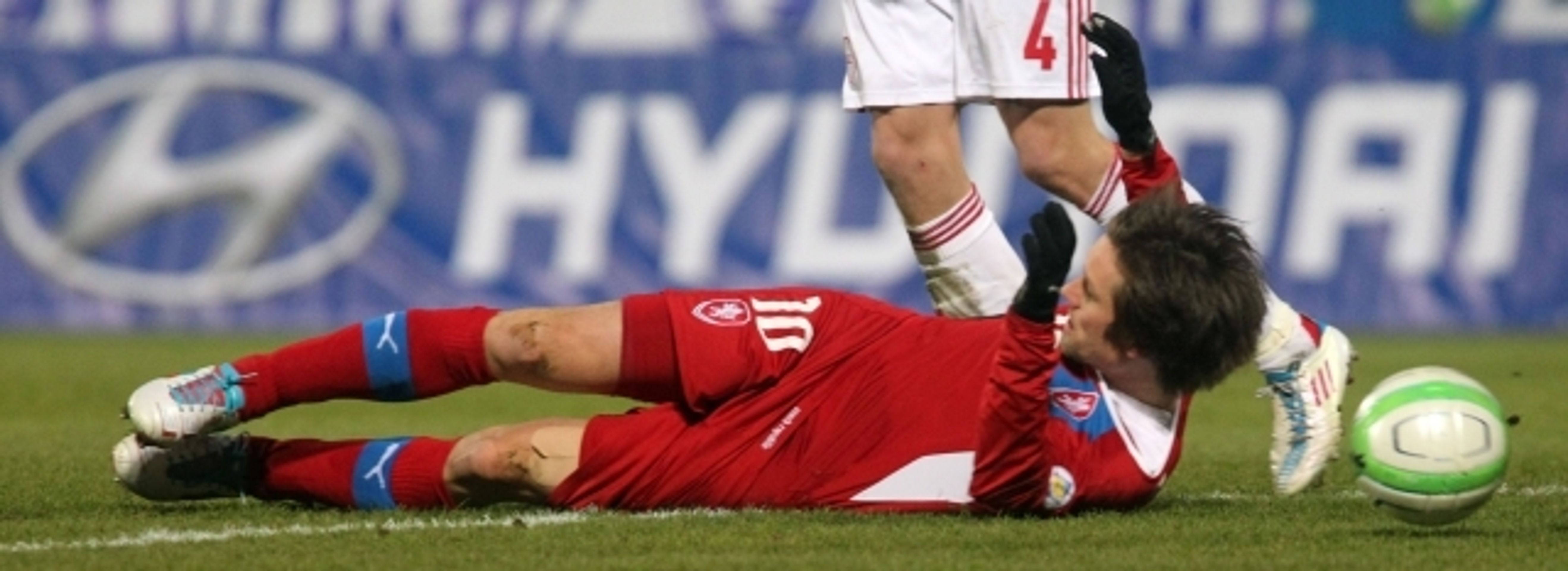 Tomáš Rosický v kvalifikaci proti Dánsku - 3 - GALERIE: Tomáš Rosický v kvalifikaci proti Dánsku (5/8)