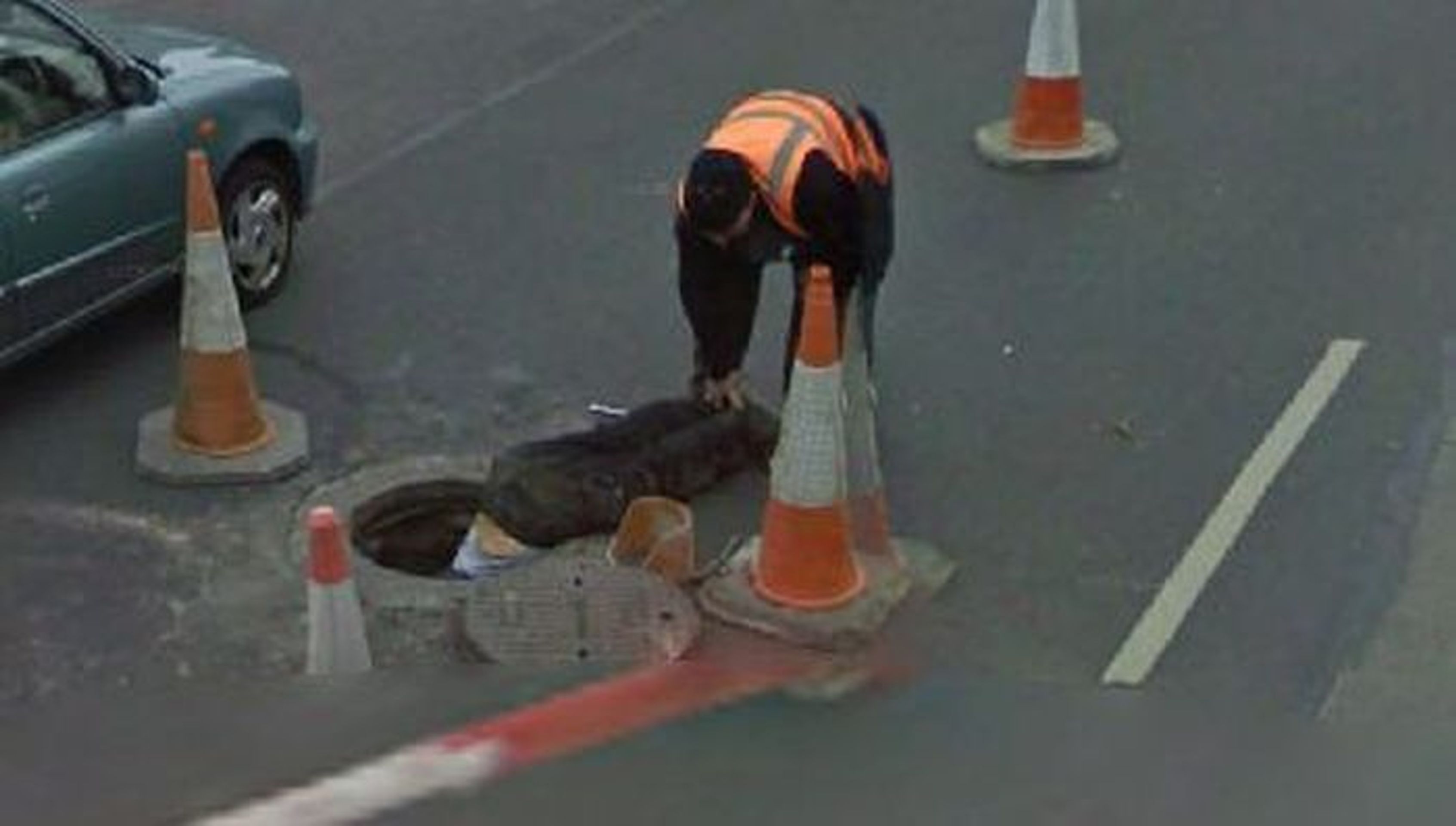 Podivína na Google Street View - 22 - GALERIE: Podivíni na Google Street View (2/22)