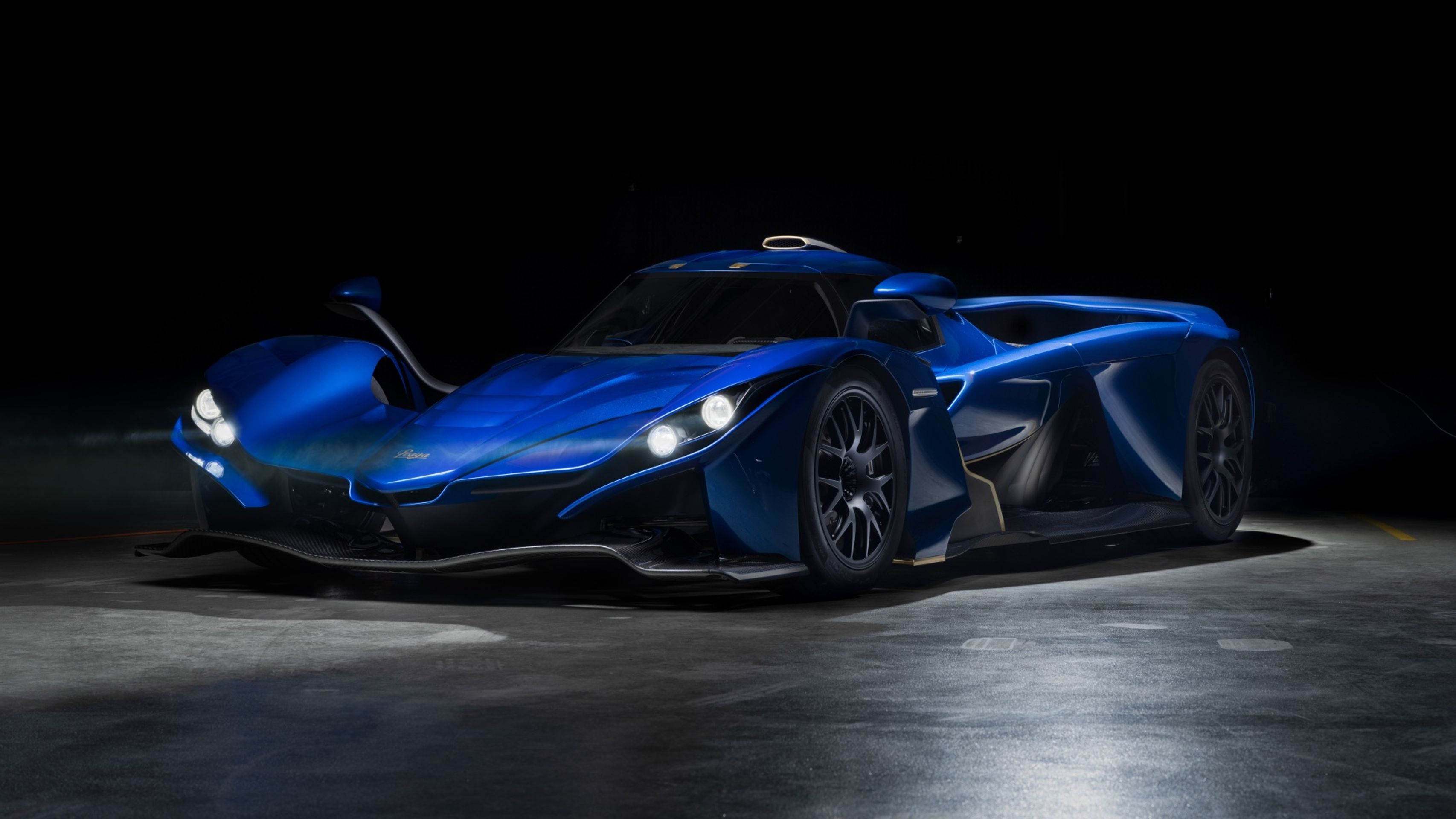 Praga Bohema - Český hypersport Praga Bohema (8/14)