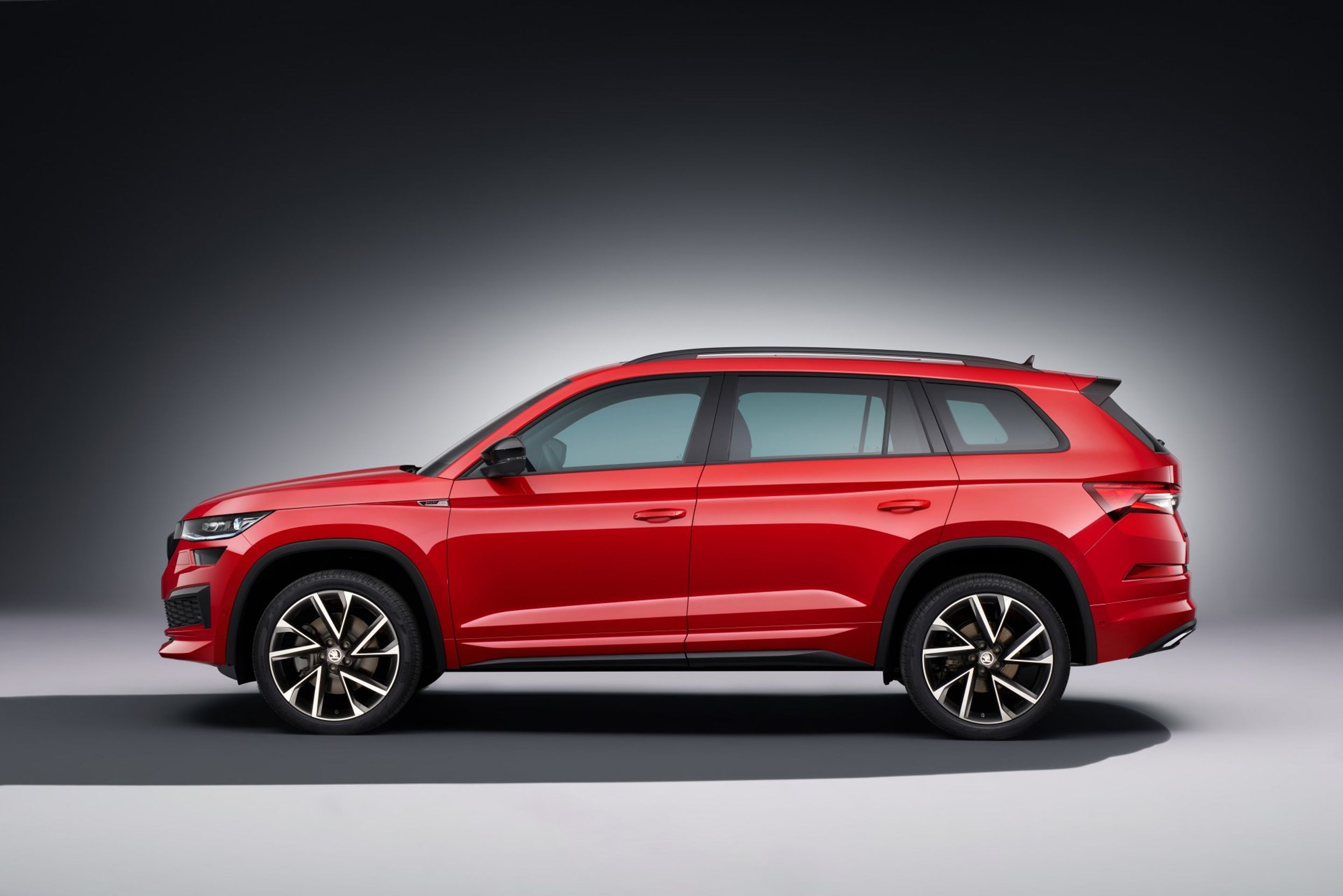Modernizovaná Škoda Kodiaq - 6 - Fotogalerie: Modernizovaná Škoda Kodiaq (12/13)