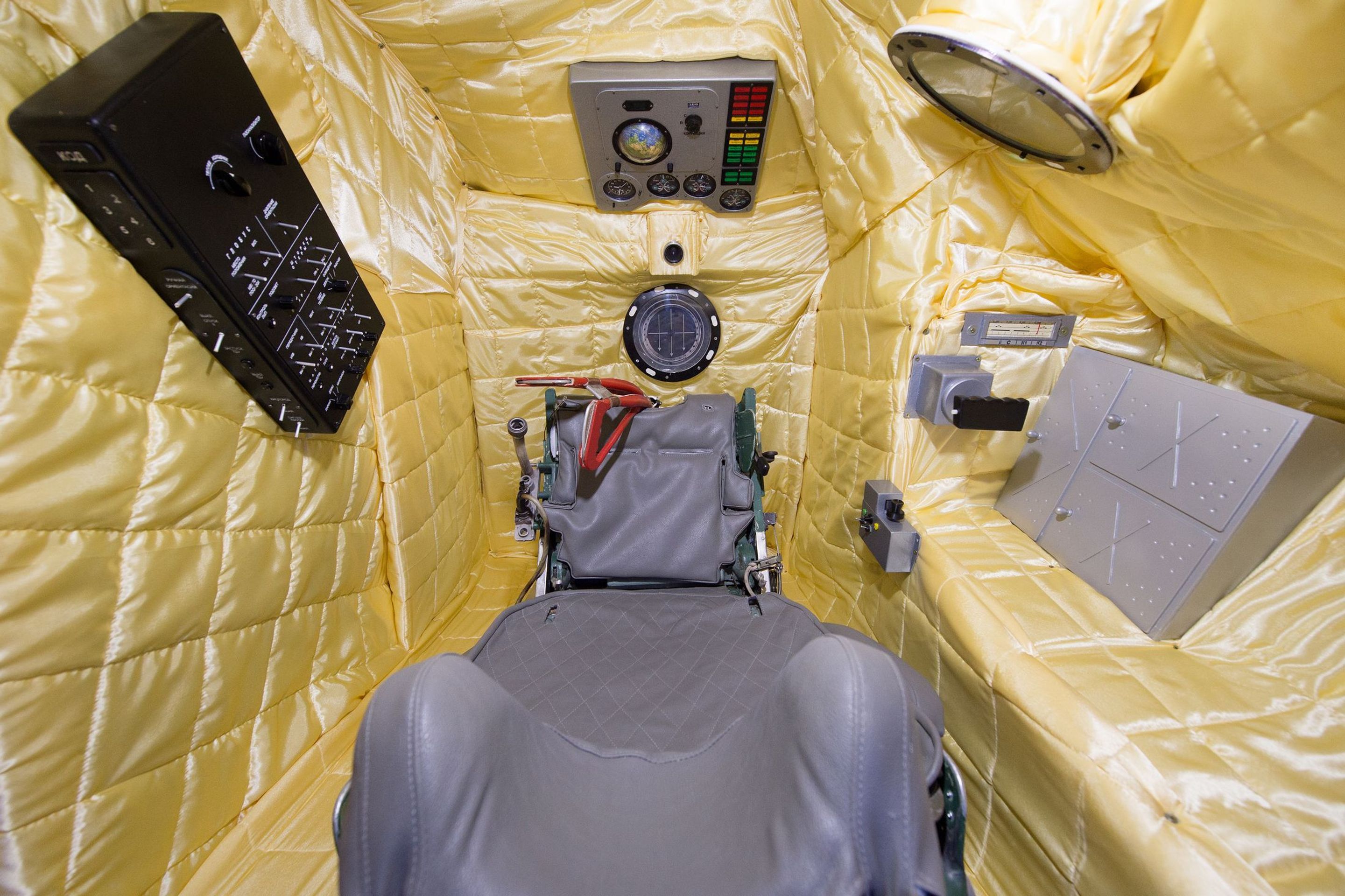 Replika přistávacího modulu kosmické lodi Vostok - 11 - GALERIE: Replika přistávacího modulu kosmické lodi Vostok (6/11)