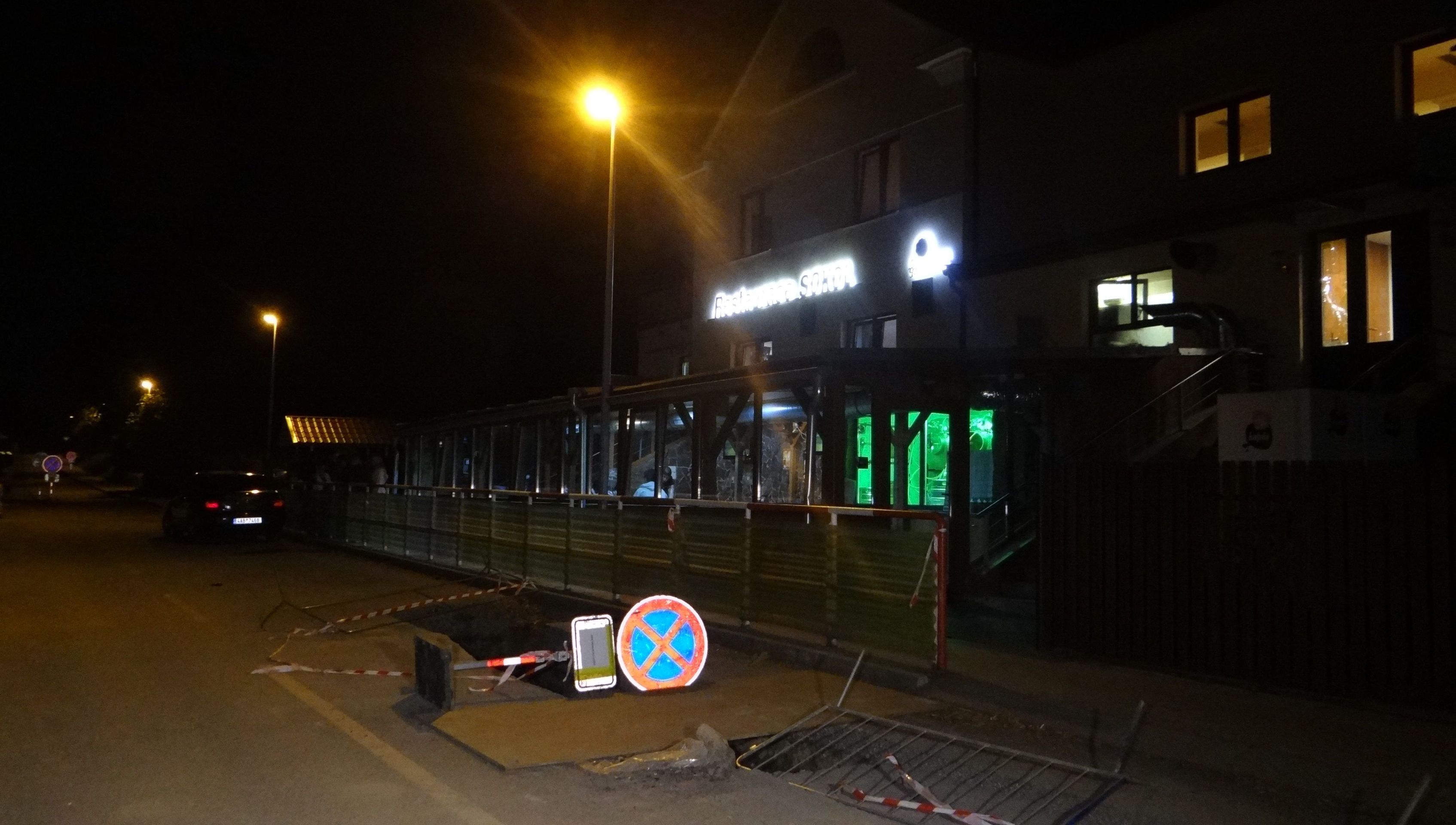 Příjezd policistů situaci rychle uklidnil - GALERIE: Rvačka na svatbě v Praze (1/3)