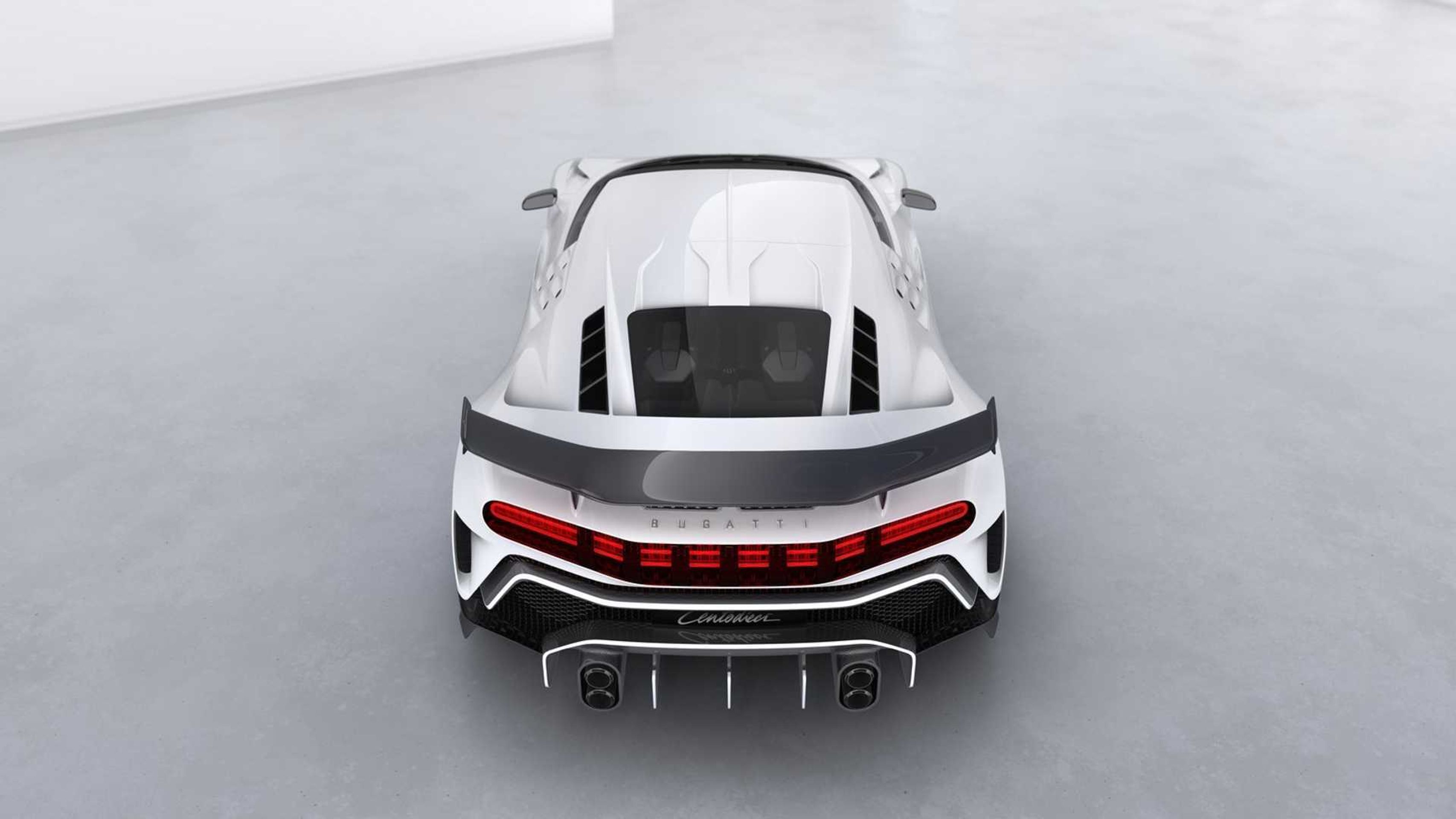 Bugatti Centodieci - 40 - Fotogalerie: Úžasné Bugatti Centodieci (9/23)