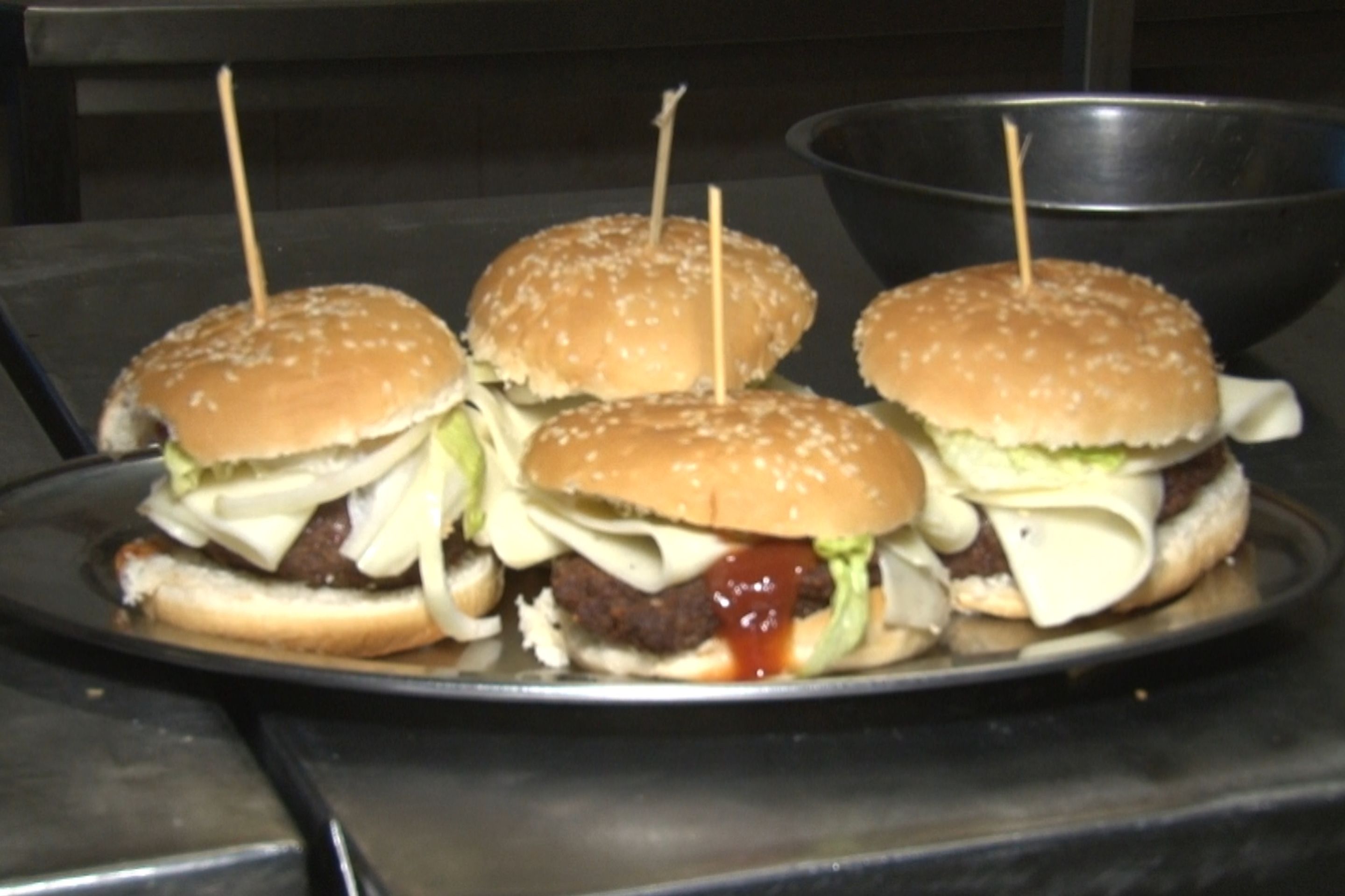 Jak udělat hamburger - 6 - Jak udělat hamburger (7/7)