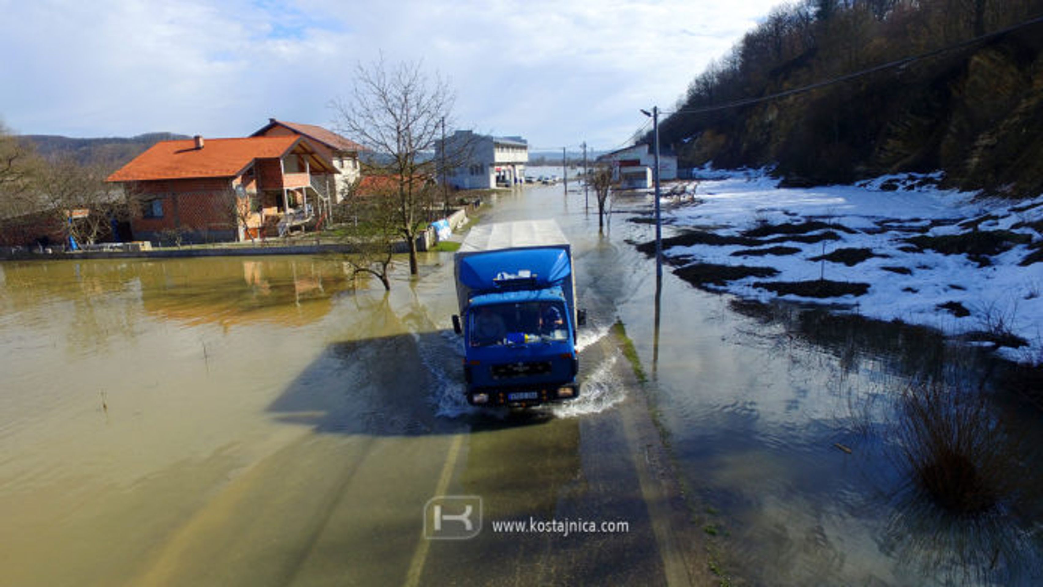 Povodně v chorvatském městě Kostajnica 3 - GALERIE: Povodně v chorvatském městě Kostajnica (1/4)