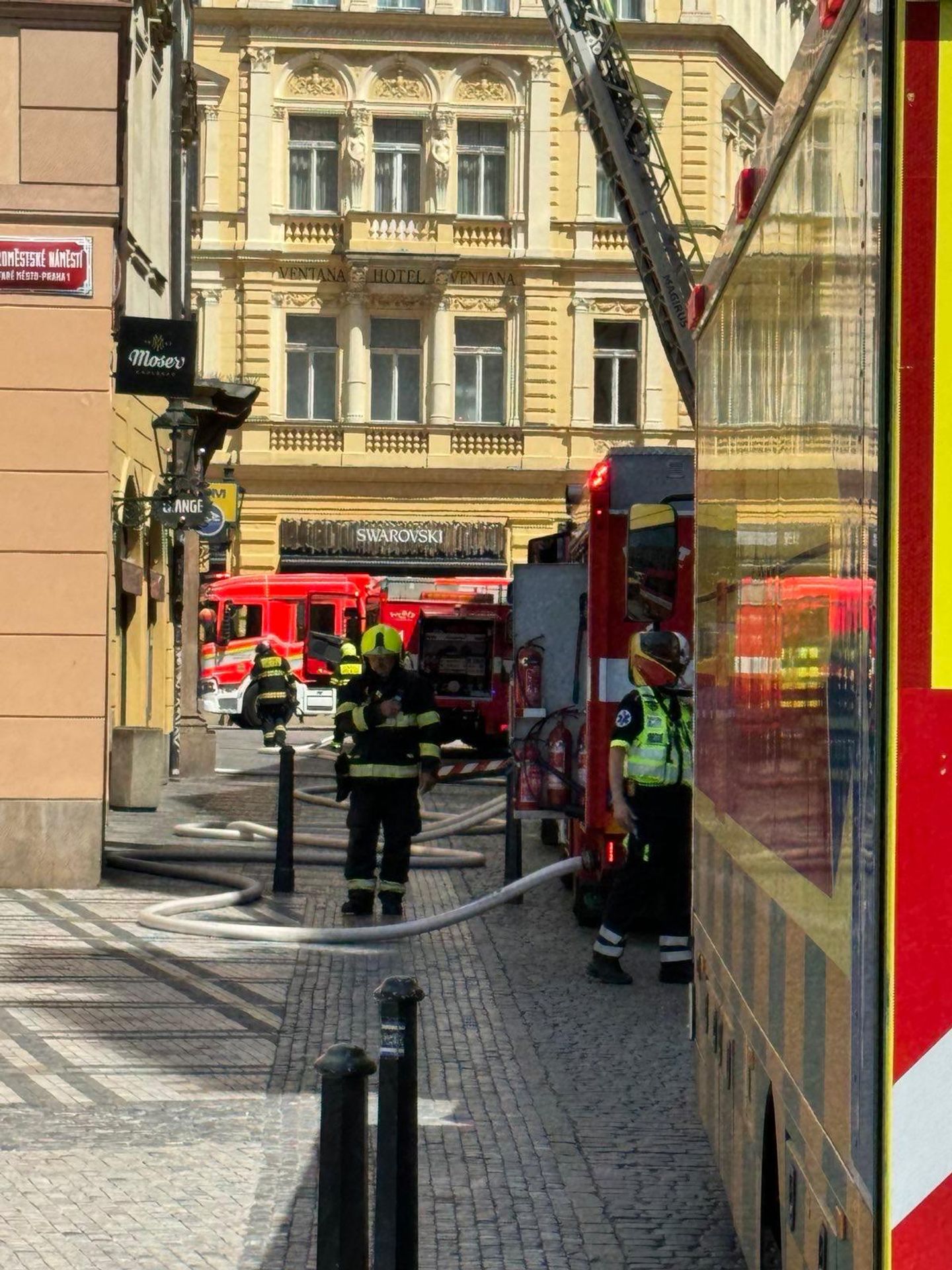Požár na Staroměstském náměstí (9) - Požár na Staroměstském náměstí v Praze (9/18)