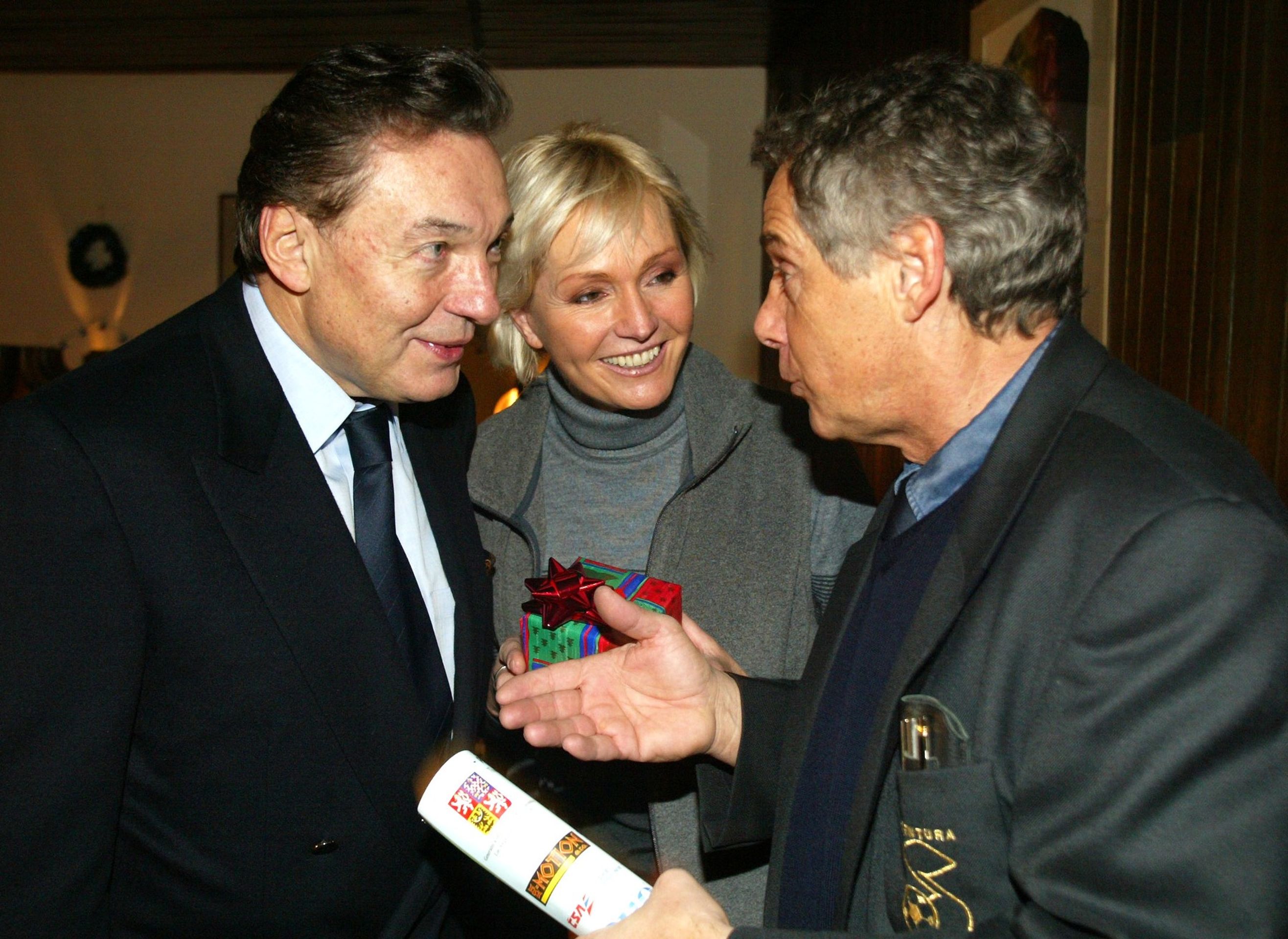 Karel Gott, Helena Vondráčková a Josef Laufer, 2003 - Helena Vondráčková a Josef Laufer (1/5)