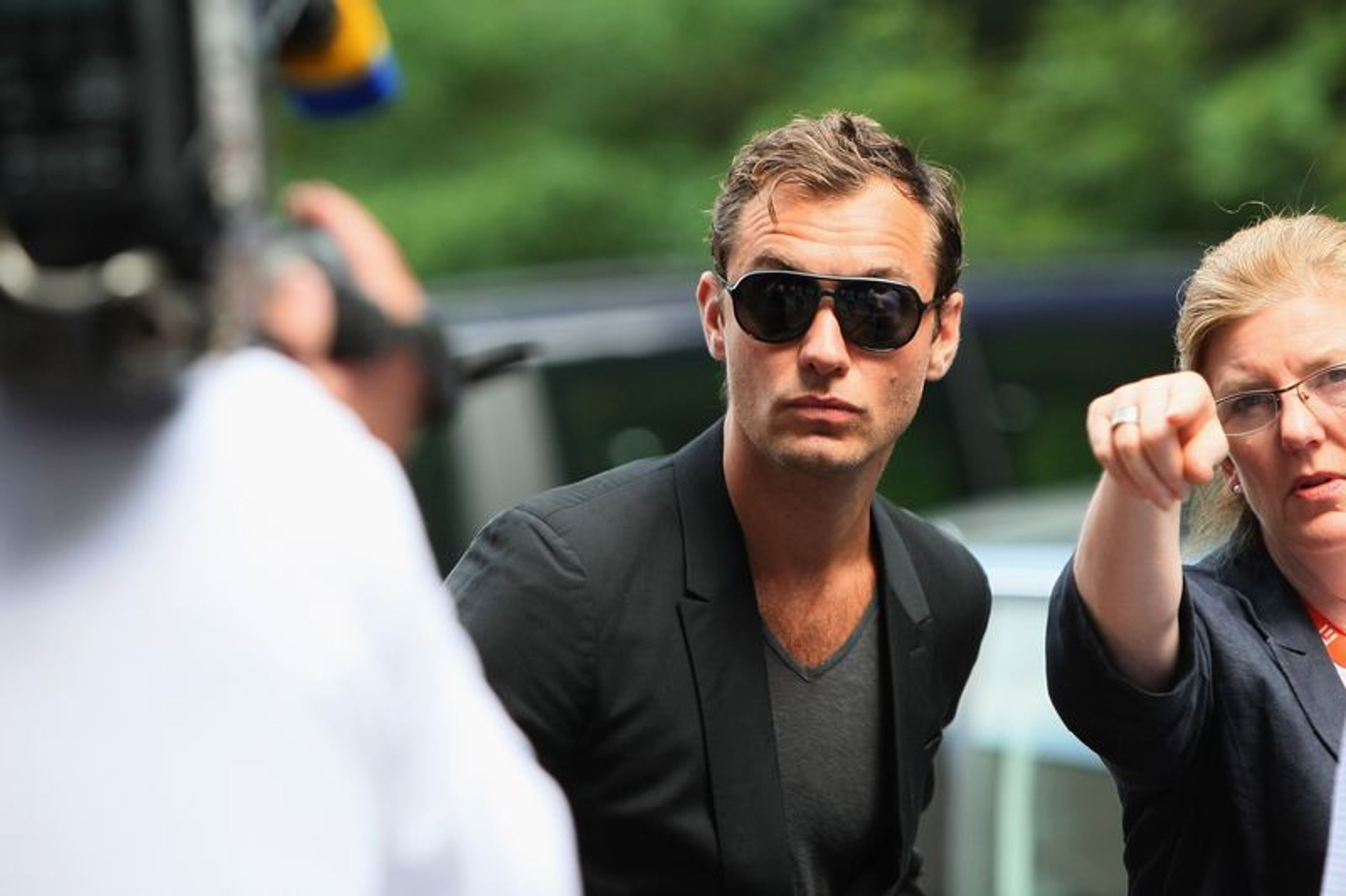 Jude Law na festivalu v Karlových Varech - 8 - GALERIE: Jude Law na festivalu v Karlových Varech (1/12)