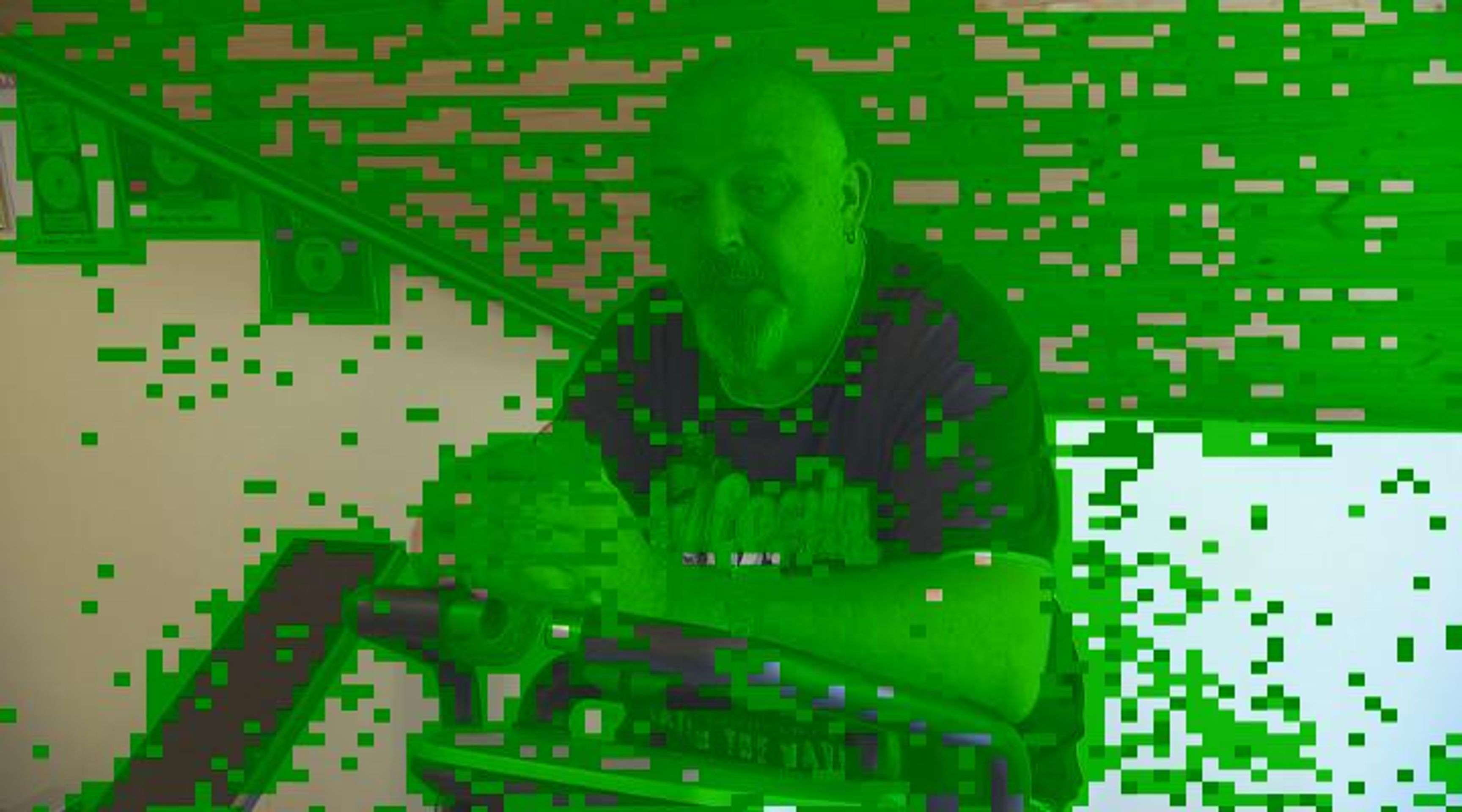 kyklop-hr-tn-sas-130904_1 - VTHUMB - GALERIE: Krvavá řež v ringu. Outsider udělal šampionovi z obličeje fašírku (7/11)
