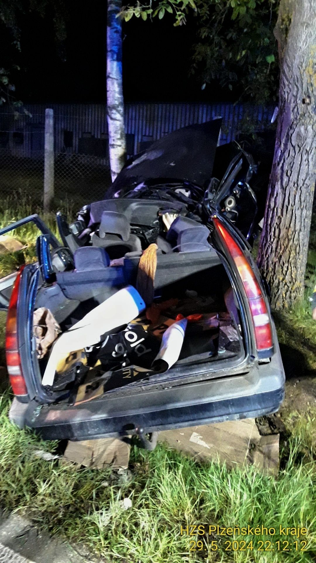 Nehoda osobního auta na Plzeňsku - Nehoda osobního auta na Plzeňsku (1/5)
