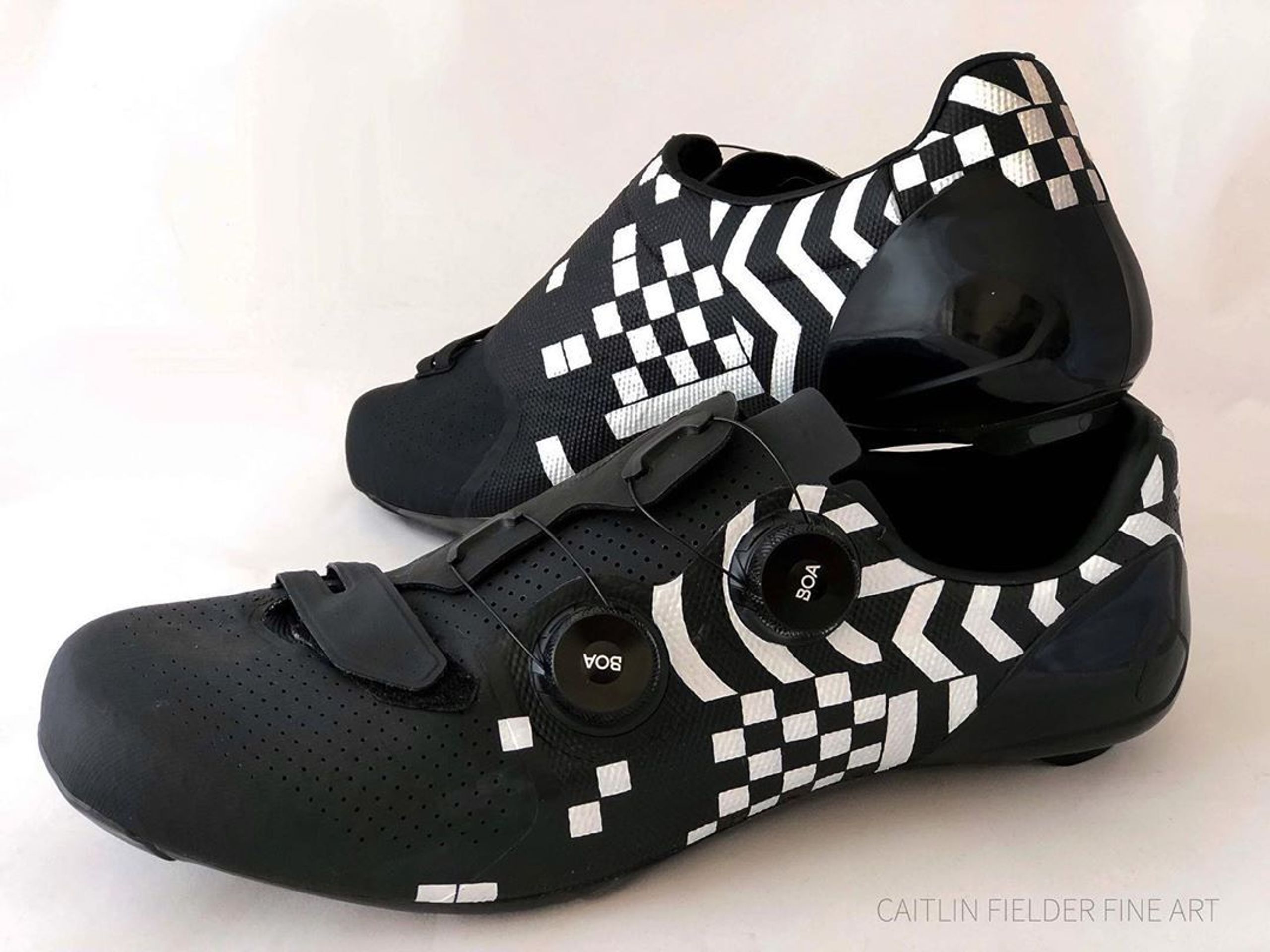 Cyklistické boty malované Caitlin Fiedlerovou - 3 - GALERIE: Skvostné vzory na cyklistických botách jezdců Tour (4/11)