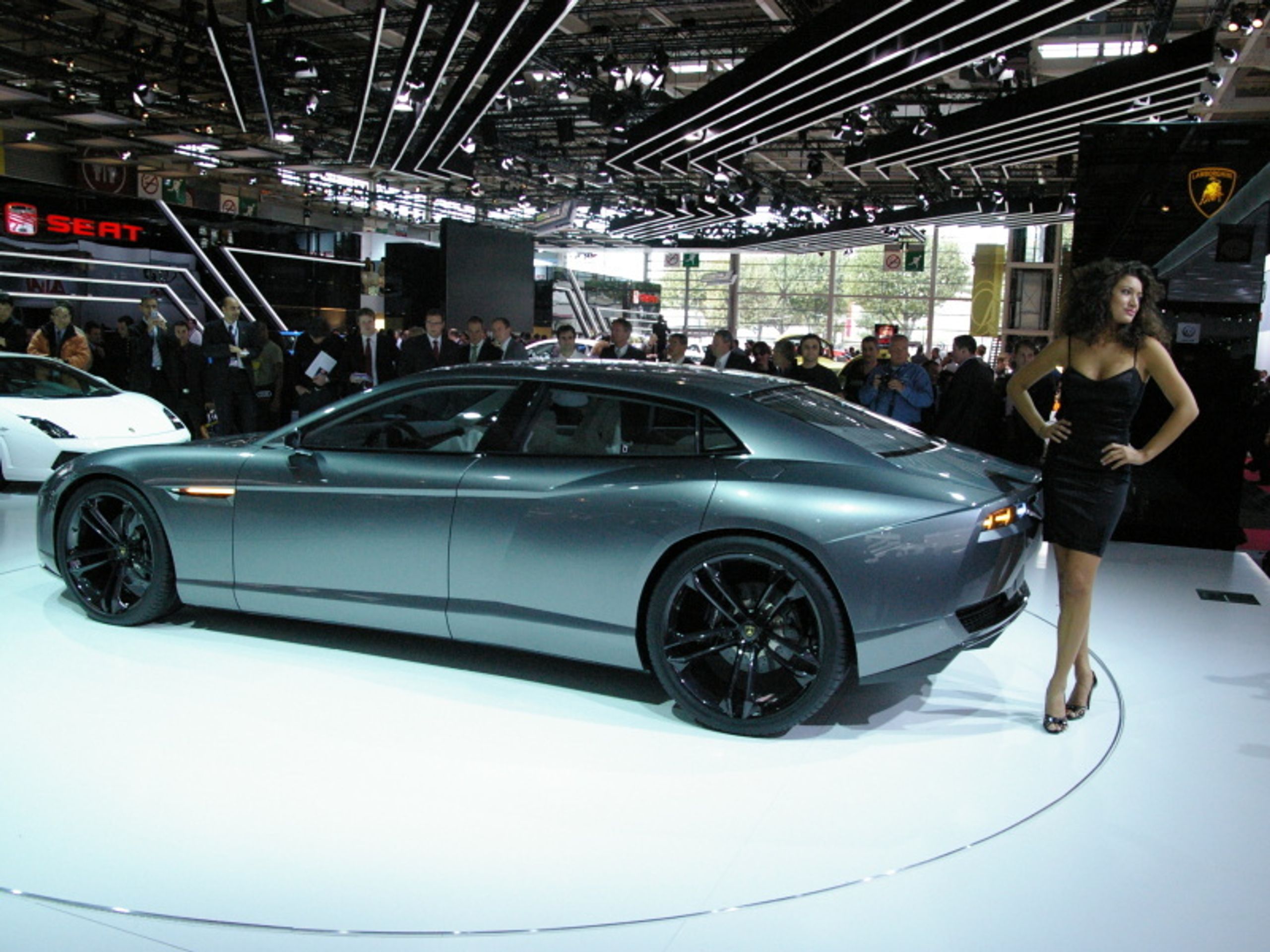 Lamborghini Estoque - GALERIE Lamborghini Estoque (5/6)