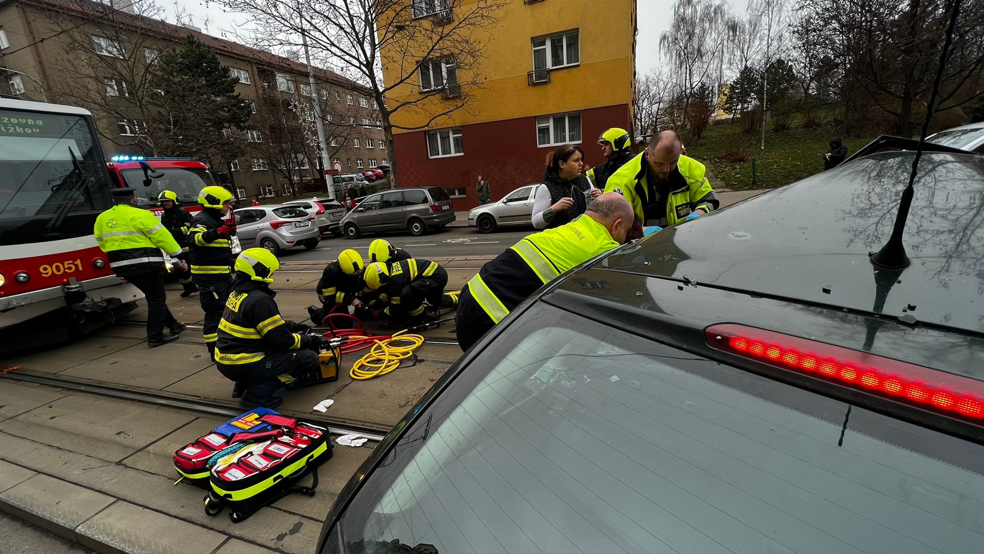 Dopravní nehoda v Koněvově ulici - Dopravní nehoda v Koněvově ulici v Praze (6/7)