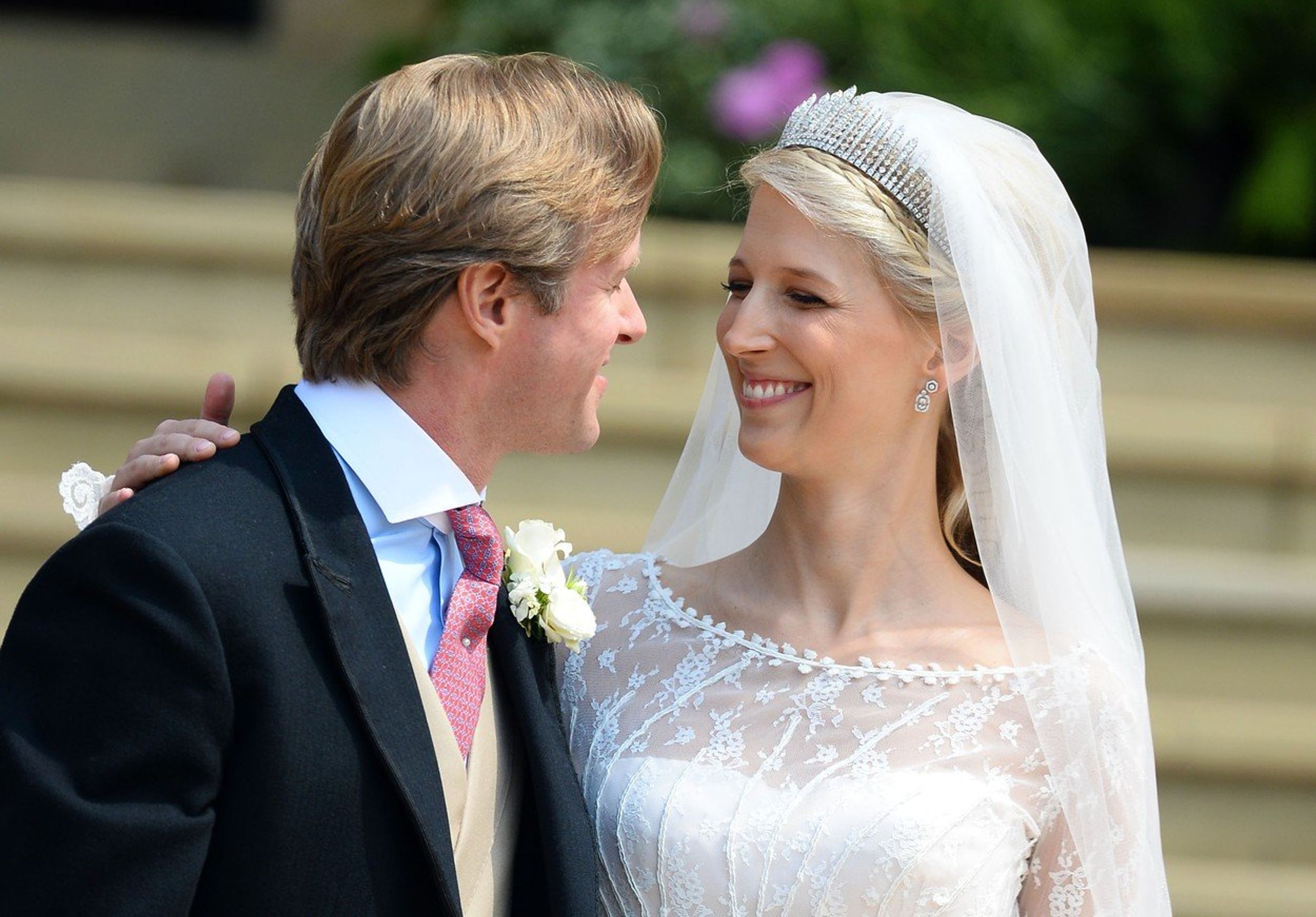 Lady Gabriella Windsor se vdala - GALERIE: Svatba Lady Gabrielly Windsor a Thomase Kingstona (1/7)